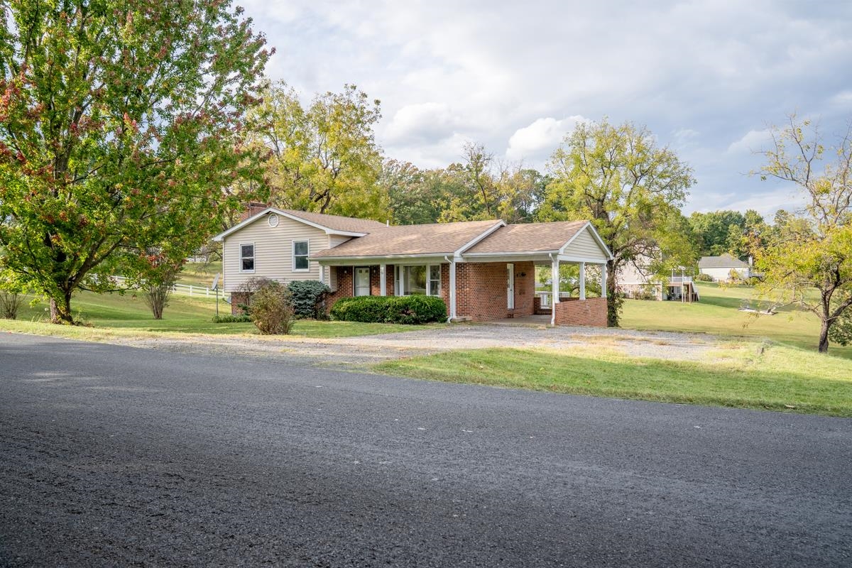 267 MT PISGAH RD, MOUNT SIDNEY, Virginia 24467, 3 Bedrooms Bedrooms, ,2 BathroomsBathrooms,Residential,267 MT PISGAH RD,682662 MLS # 682662