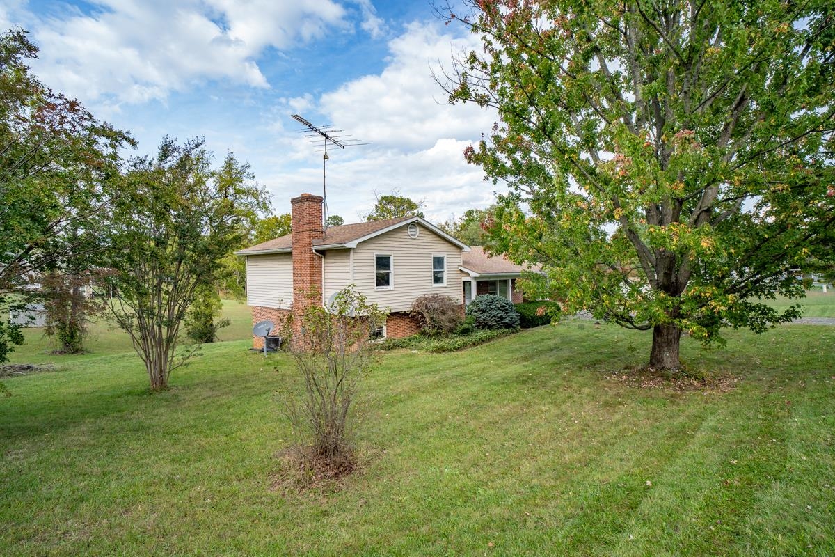 267 MT PISGAH RD, MOUNT SIDNEY, Virginia 24467, 3 Bedrooms Bedrooms, ,2 BathroomsBathrooms,Residential,267 MT PISGAH RD,682662 MLS # 682662