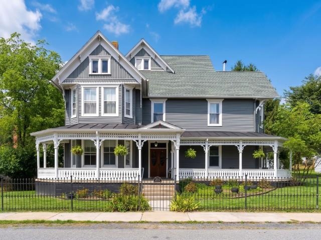 202 SPRUCE ST, MONTEREY, Virginia 24465, 4 Bedrooms Bedrooms, ,3 BathroomsBathrooms,Residential,Trimble House,202 SPRUCE ST,676607 MLS # 676607