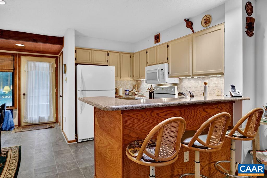 332 DOBIE CONDOS, WINTERGREEN, Virginia 22967, 2 Bedrooms Bedrooms, ,2 BathroomsBathrooms,Residential,332 DOBIE CONDOS,682509 MLS # 682509