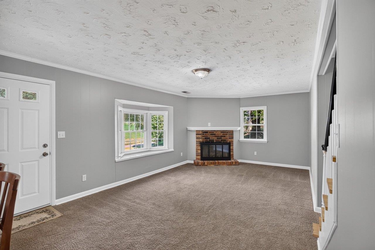 7499 OTTOBINE RD, DAYTON, Virginia 22821, 4 Bedrooms Bedrooms, ,1 BathroomBathrooms,Residential,7499 OTTOBINE RD,682668 MLS # 682668
