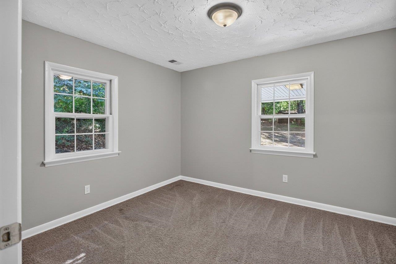 7499 OTTOBINE RD, DAYTON, Virginia 22821, 4 Bedrooms Bedrooms, ,1 BathroomBathrooms,Residential,7499 OTTOBINE RD,682668 MLS # 682668