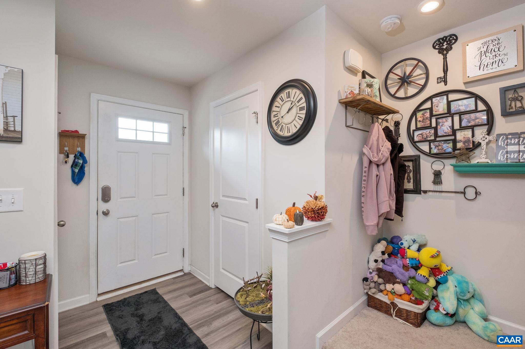 824 CARSON CIR, GROTTOES, Virginia 24441, 3 Bedrooms Bedrooms, ,2 BathroomsBathrooms,Residential,824 CARSON CIR,682672 MLS # 682672 824 CARSON CIR, GROTTOES, Virginia 24441, 3 Bedrooms Bedrooms, ,2 BathroomsBathrooms,Residential,824 CARSON CIR,682672 MLS # 682672