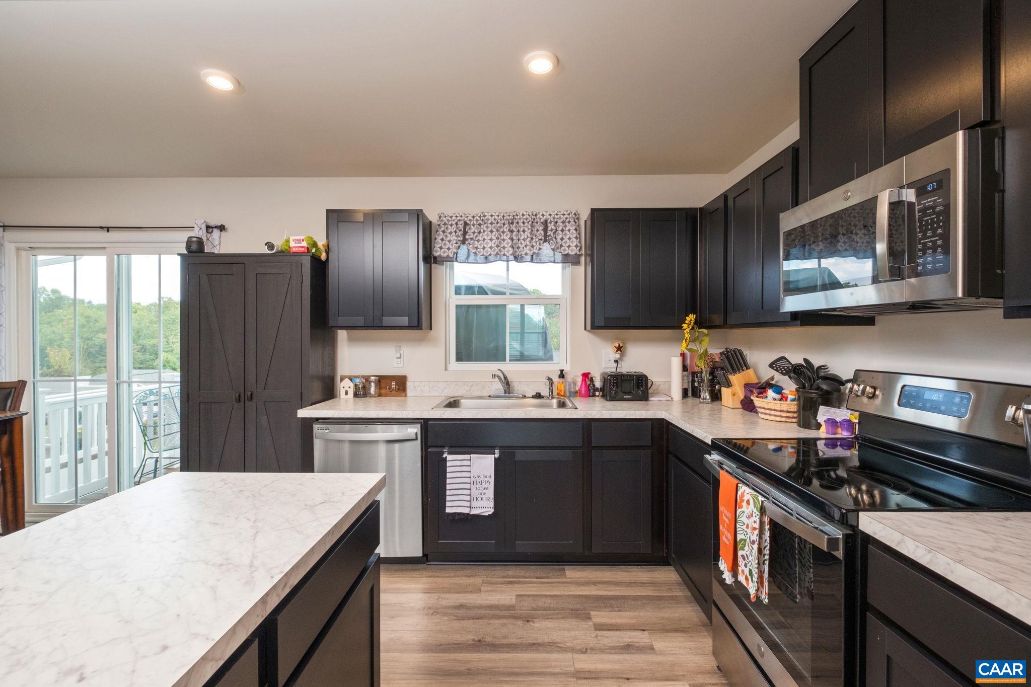 824 CARSON CIR, GROTTOES, Virginia 24441, 3 Bedrooms Bedrooms, ,2 BathroomsBathrooms,Residential,824 CARSON CIR,682672 MLS # 682672 824 CARSON CIR, GROTTOES, Virginia 24441, 3 Bedrooms Bedrooms, ,2 BathroomsBathrooms,Residential,824 CARSON CIR,682672 MLS # 682672