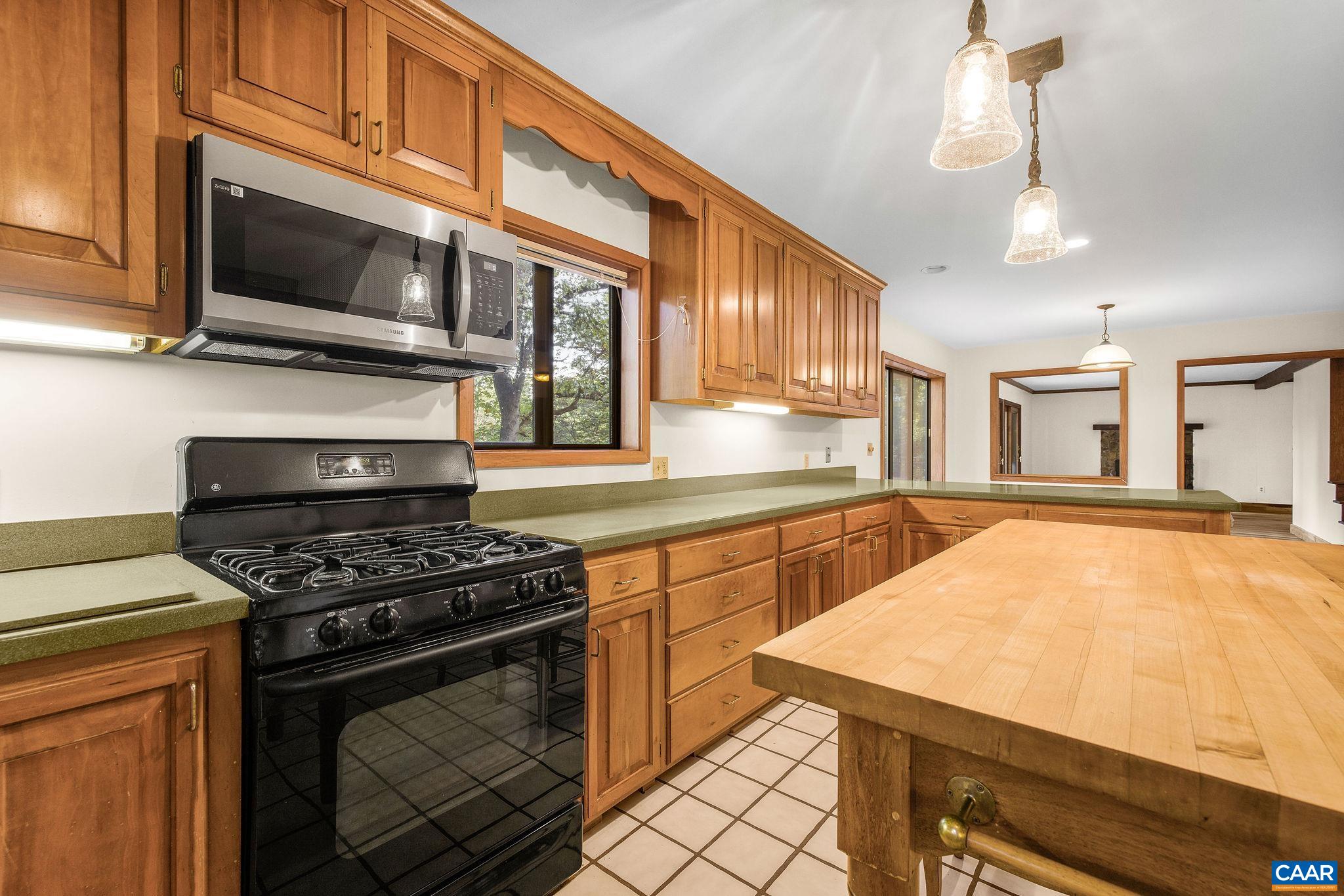 7330 BATESVILLE RD, BATESVILLE, Virginia 22920, 3 Bedrooms Bedrooms, ,2 BathroomsBathrooms,Residential,7330 BATESVILLE RD,682679 MLS # 682679 7330 BATESVILLE RD, BATESVILLE, Virginia 22920, 3 Bedrooms Bedrooms, ,2 BathroomsBathrooms,Residential,7330 BATESVILLE RD,682679 MLS # 682679