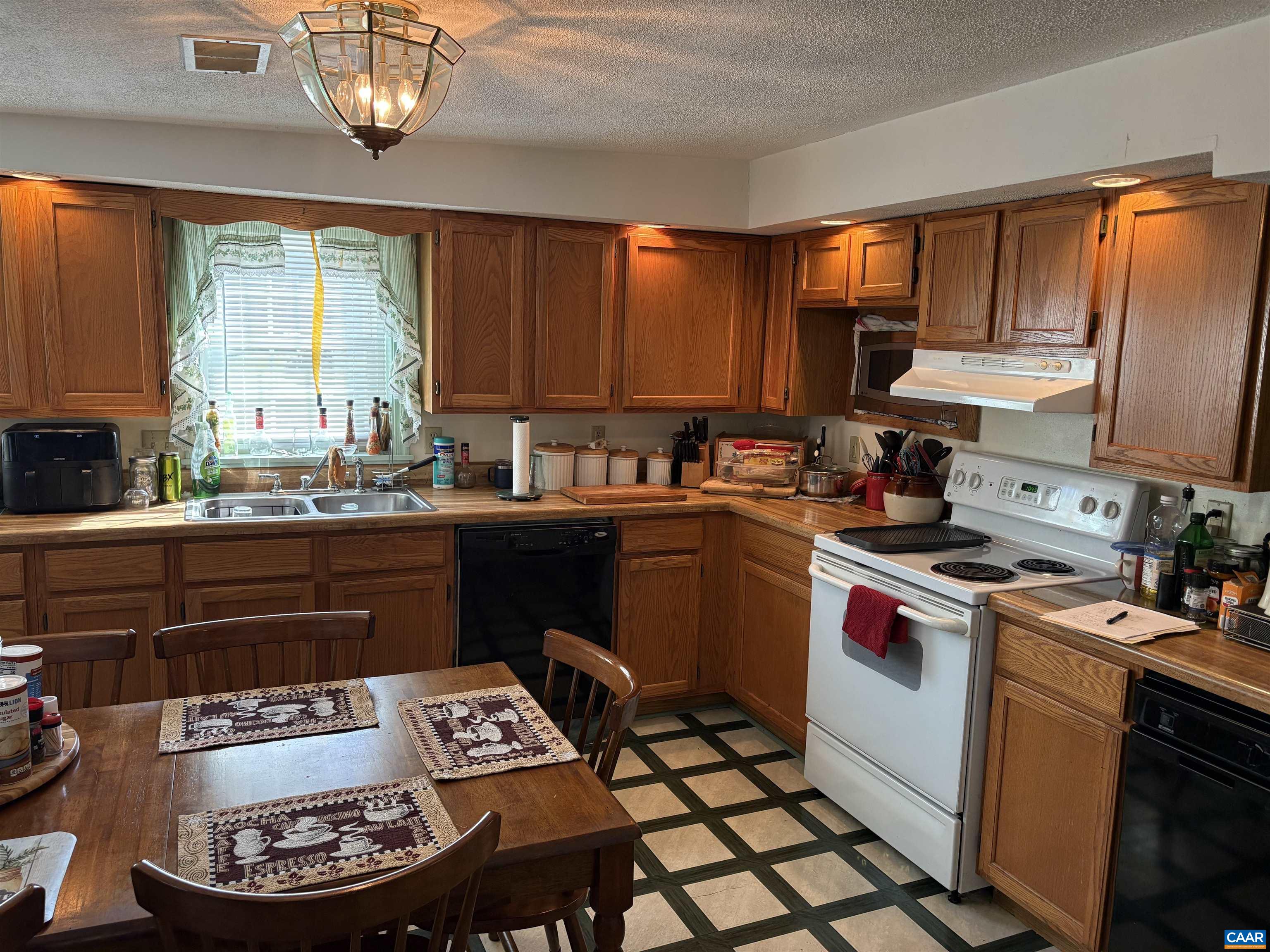 788 FRONT ST, LOVINGSTON, Virginia 22949, 4 Bedrooms Bedrooms, ,3 BathroomsBathrooms,Residential,788 FRONT ST,682686 MLS # 682686