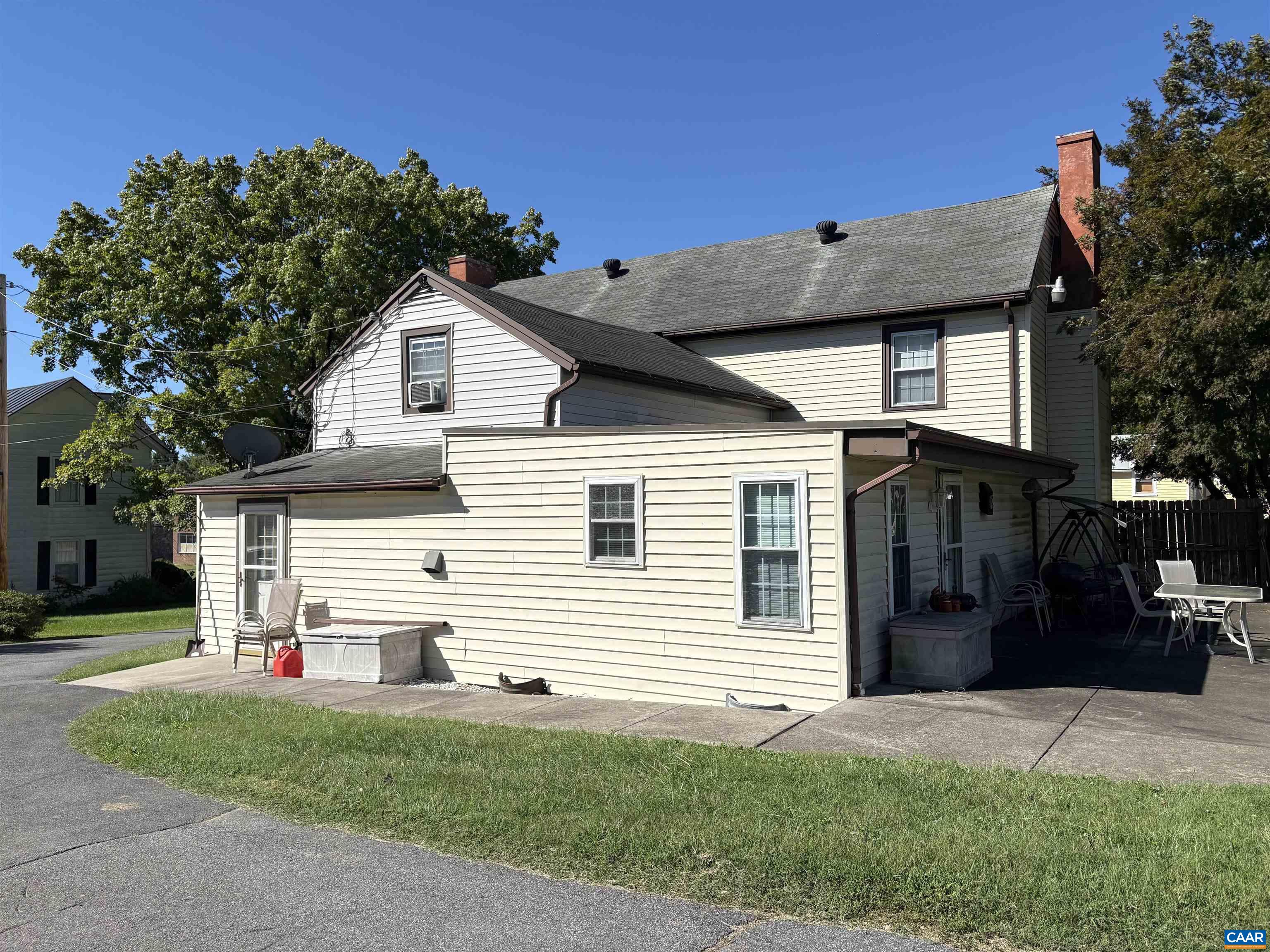 788 FRONT ST, LOVINGSTON, Virginia 22949, 4 Bedrooms Bedrooms, ,3 BathroomsBathrooms,Residential,788 FRONT ST,682686 MLS # 682686