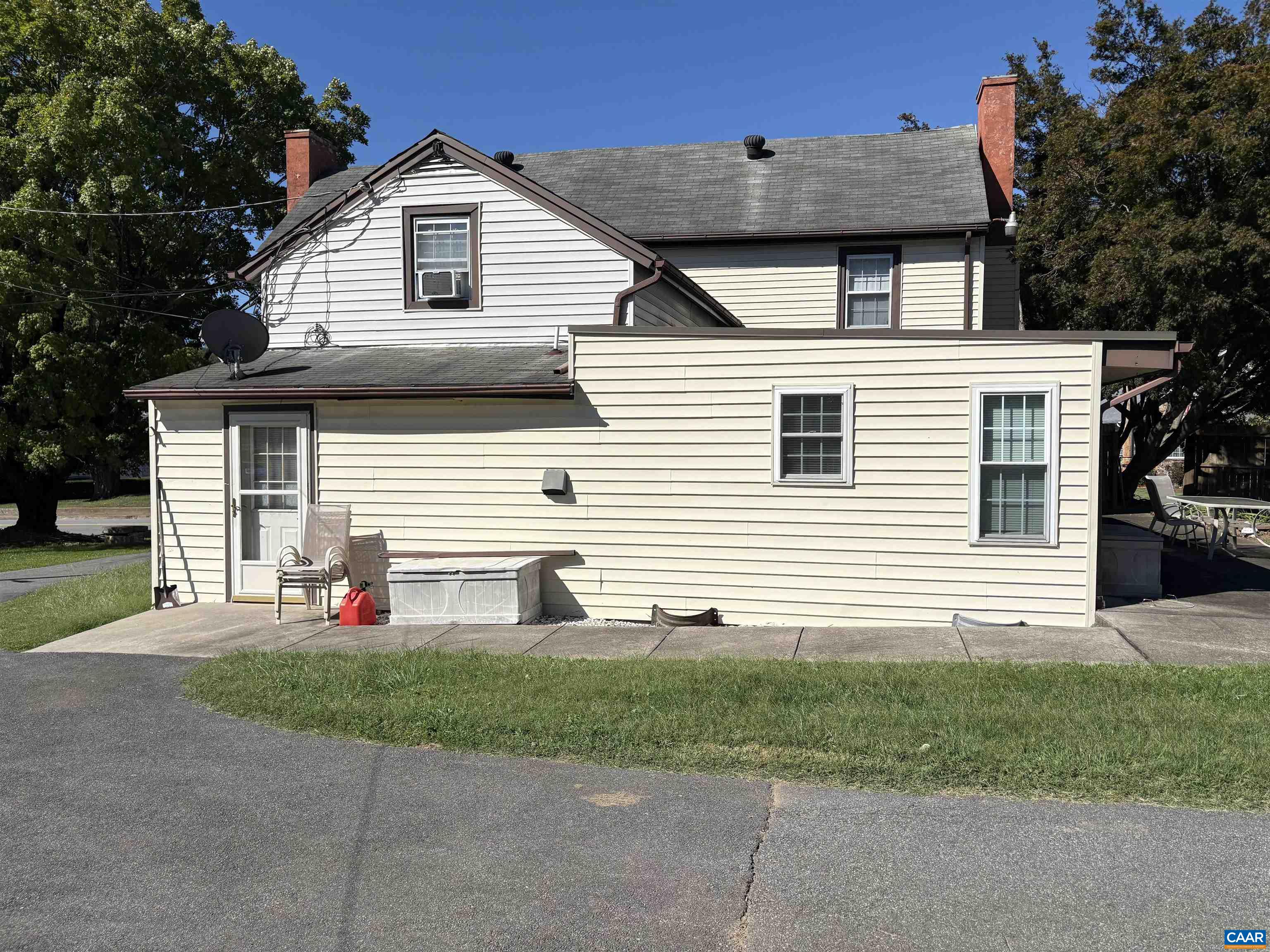 788 FRONT ST, LOVINGSTON, Virginia 22949, 4 Bedrooms Bedrooms, ,3 BathroomsBathrooms,Residential,788 FRONT ST,682686 MLS # 682686