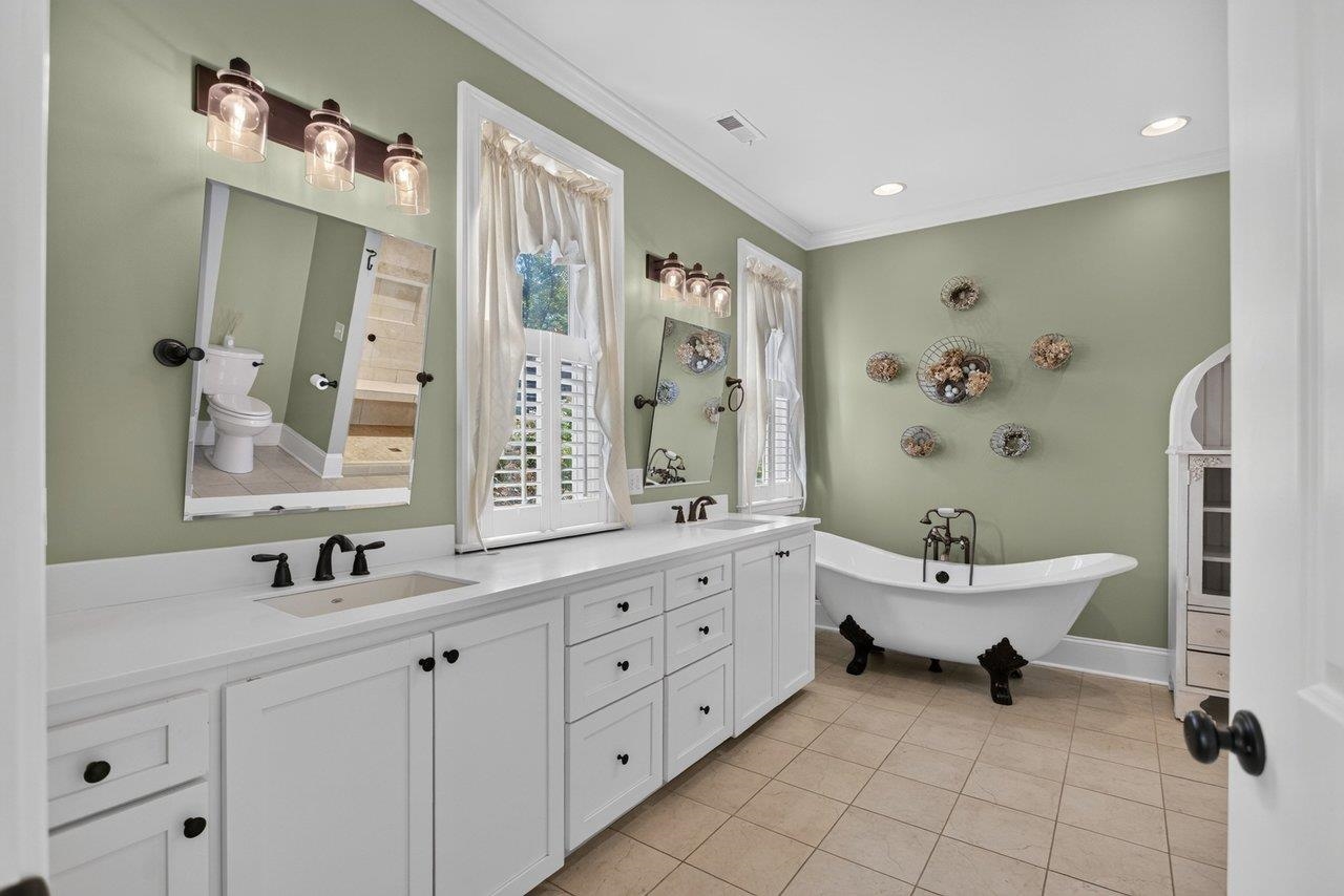 2970 HUNTINGTON SPRINGS DR, ROCKINGHAM, Virginia 22801, 4 Bedrooms Bedrooms, ,3 BathroomsBathrooms,Residential,2970 HUNTINGTON SPRINGS DR,682629 MLS # 682629 2970 HUNTINGTON SPRINGS DR, ROCKINGHAM, Virginia 22801, 4 Bedrooms Bedrooms, ,3 BathroomsBathrooms,Residential,2970 HUNTINGTON SPRINGS DR,682629 MLS # 682629