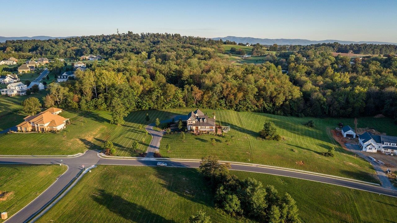 2970 HUNTINGTON SPRINGS DR, ROCKINGHAM, Virginia 22801, 4 Bedrooms Bedrooms, ,3 BathroomsBathrooms,Residential,2970 HUNTINGTON SPRINGS DR,682629 MLS # 682629 2970 HUNTINGTON SPRINGS DR, ROCKINGHAM, Virginia 22801, 4 Bedrooms Bedrooms, ,3 BathroomsBathrooms,Residential,2970 HUNTINGTON SPRINGS DR,682629 MLS # 682629