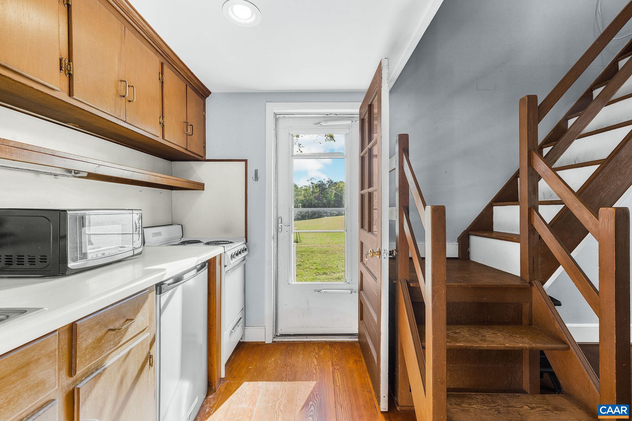 7810 ALBEVANNA SPRING RD, SCOTTSVILLE, Virginia 24590, 5 Bedrooms Bedrooms, ,3 BathroomsBathrooms,Residential,7810 ALBEVANNA SPRING RD,682681 MLS # 682681