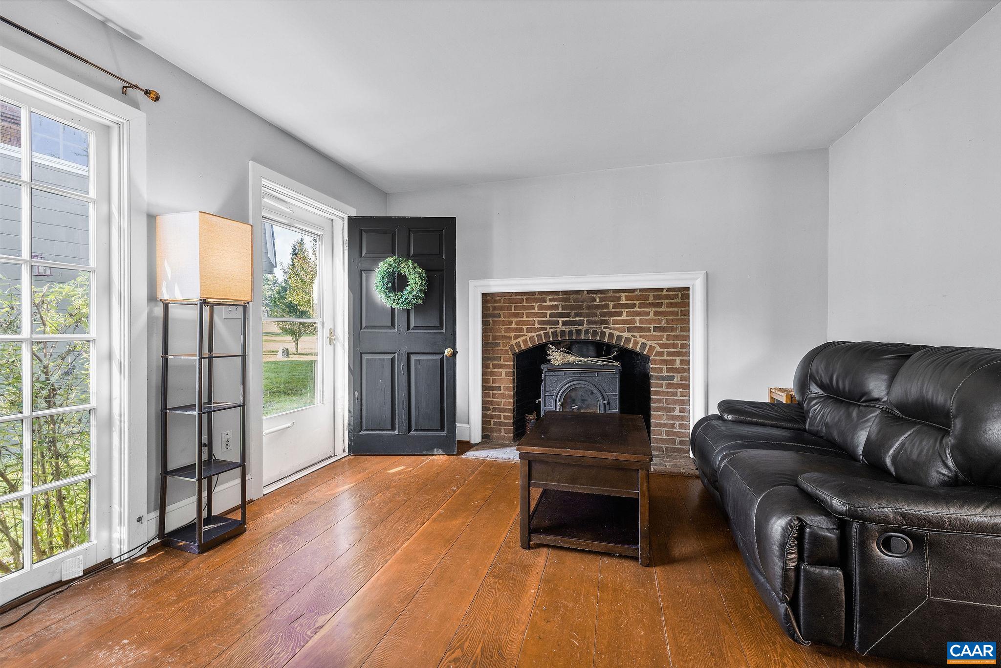 7810 ALBEVANNA SPRING RD, SCOTTSVILLE, Virginia 24590, 5 Bedrooms Bedrooms, ,3 BathroomsBathrooms,Residential,7810 ALBEVANNA SPRING RD,682681 MLS # 682681
