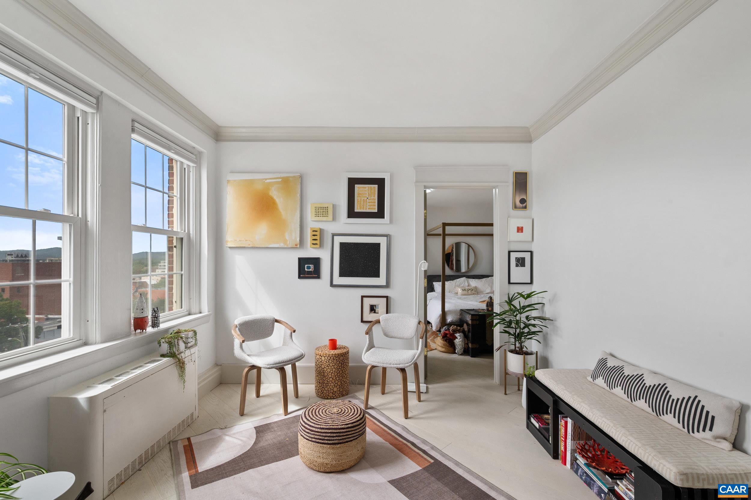 500 COURT SQ, CHARLOTTESVILLE, Virginia 22902, 1 Bedroom Bedrooms, ,1 BathroomBathrooms,Residential,500 COURT SQ,682687 MLS # 682687