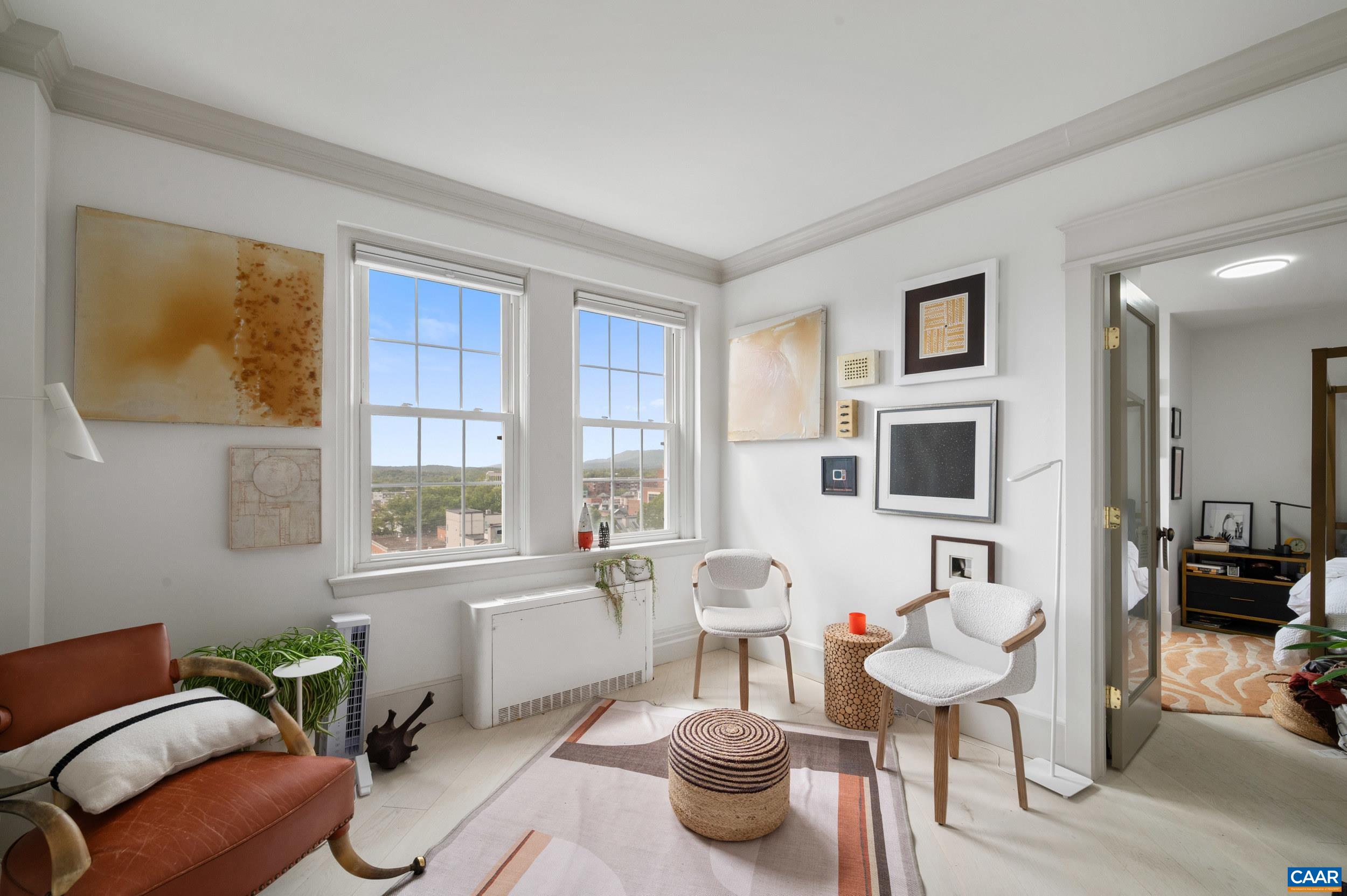 500 COURT SQ, CHARLOTTESVILLE, Virginia 22902, 1 Bedroom Bedrooms, ,1 BathroomBathrooms,Residential,500 COURT SQ,682687 MLS # 682687