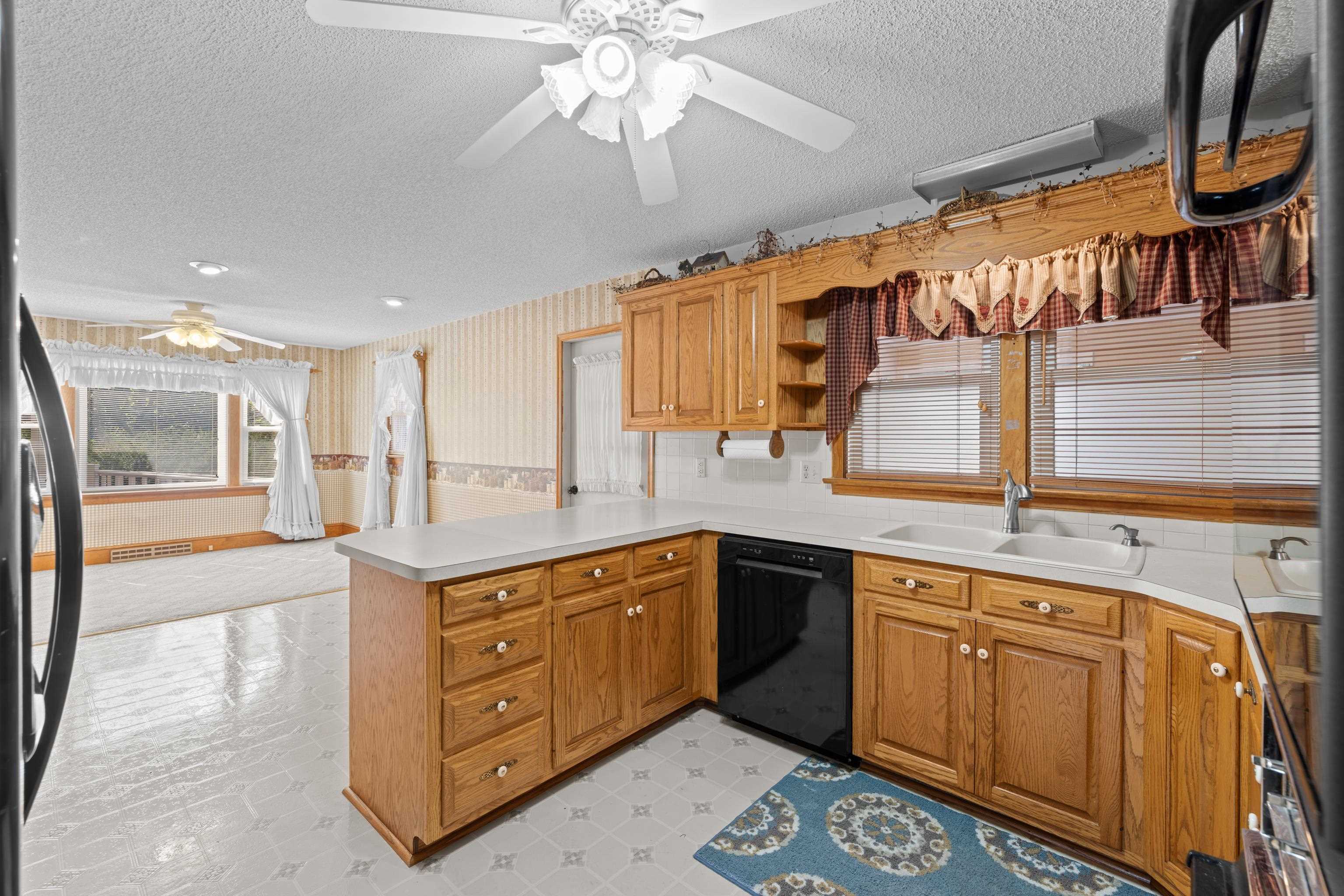 517 OLD WHITE HILL RD, STUARTS DRAFT, Virginia 24477, 3 Bedrooms Bedrooms, ,2 BathroomsBathrooms,Residential,517 OLD WHITE HILL RD,682688 MLS # 682688 517 OLD WHITE HILL RD, STUARTS DRAFT, Virginia 24477, 3 Bedrooms Bedrooms, ,2 BathroomsBathrooms,Residential,517 OLD WHITE HILL RD,682688 MLS # 682688