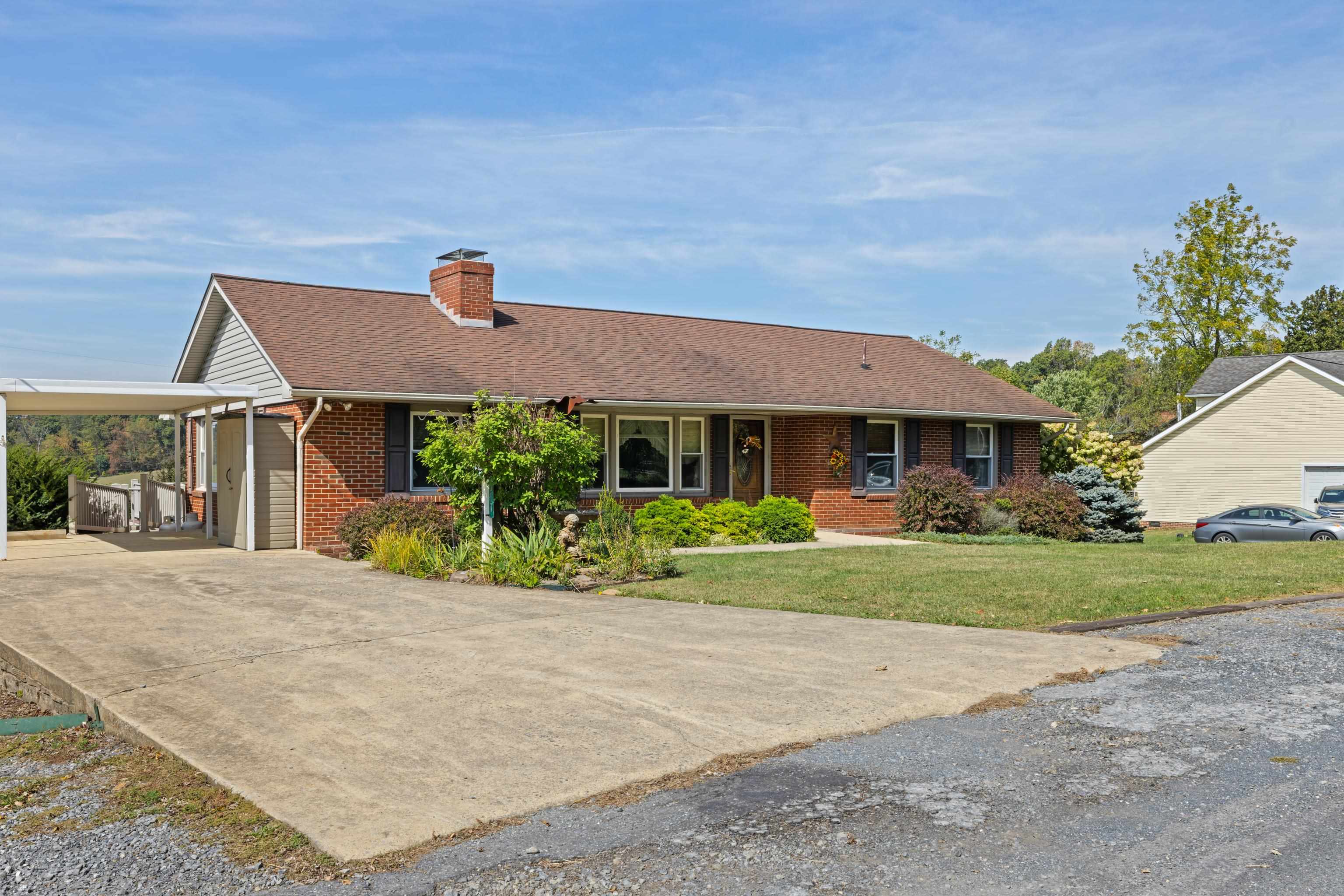 517 OLD WHITE HILL RD, STUARTS DRAFT, Virginia 24477, 3 Bedrooms Bedrooms, ,2 BathroomsBathrooms,Residential,517 OLD WHITE HILL RD,682688 MLS # 682688 517 OLD WHITE HILL RD, STUARTS DRAFT, Virginia 24477, 3 Bedrooms Bedrooms, ,2 BathroomsBathrooms,Residential,517 OLD WHITE HILL RD,682688 MLS # 682688
