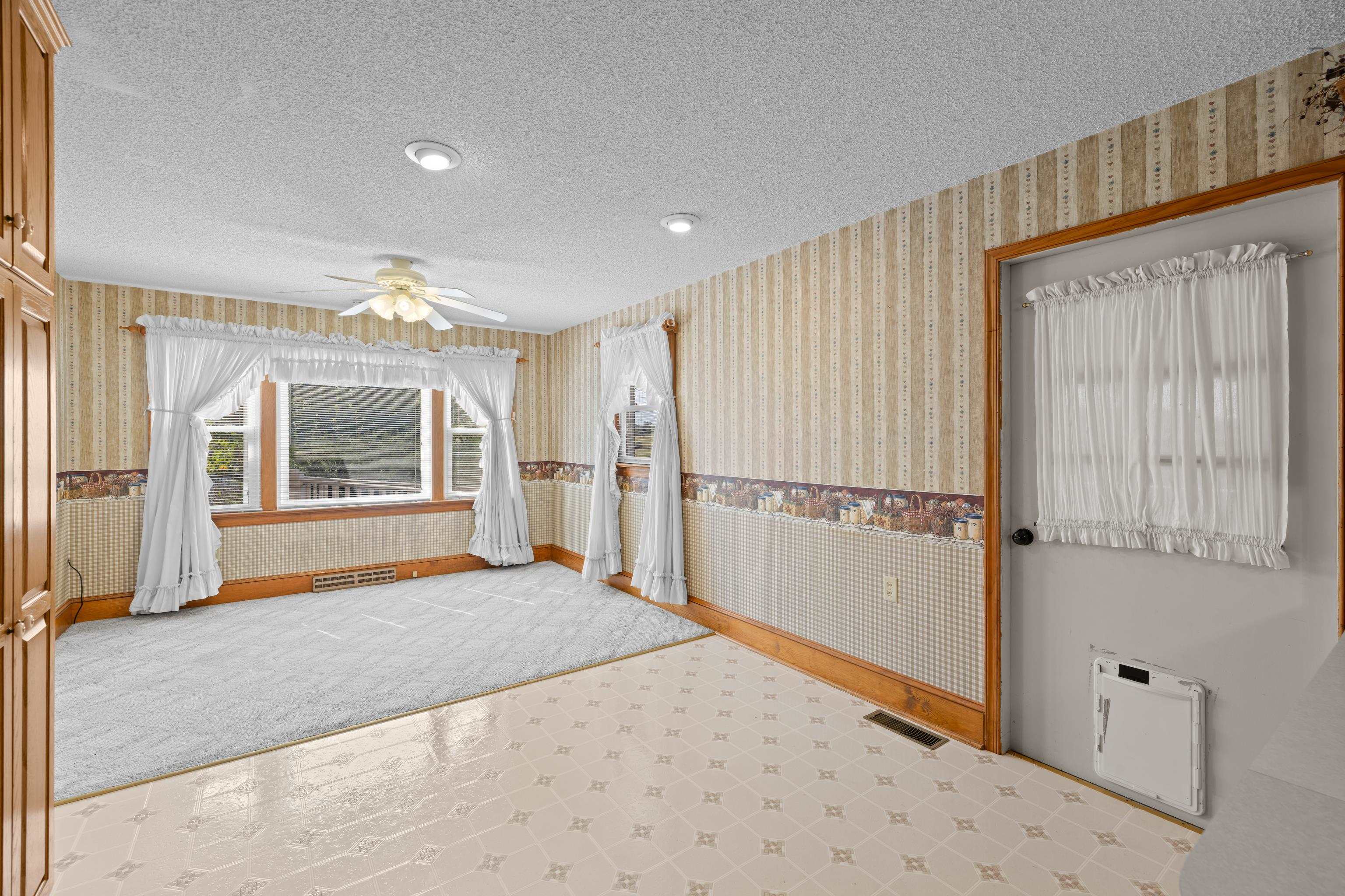 517 OLD WHITE HILL RD, STUARTS DRAFT, Virginia 24477, 3 Bedrooms Bedrooms, ,2 BathroomsBathrooms,Residential,517 OLD WHITE HILL RD,682688 MLS # 682688 517 OLD WHITE HILL RD, STUARTS DRAFT, Virginia 24477, 3 Bedrooms Bedrooms, ,2 BathroomsBathrooms,Residential,517 OLD WHITE HILL RD,682688 MLS # 682688