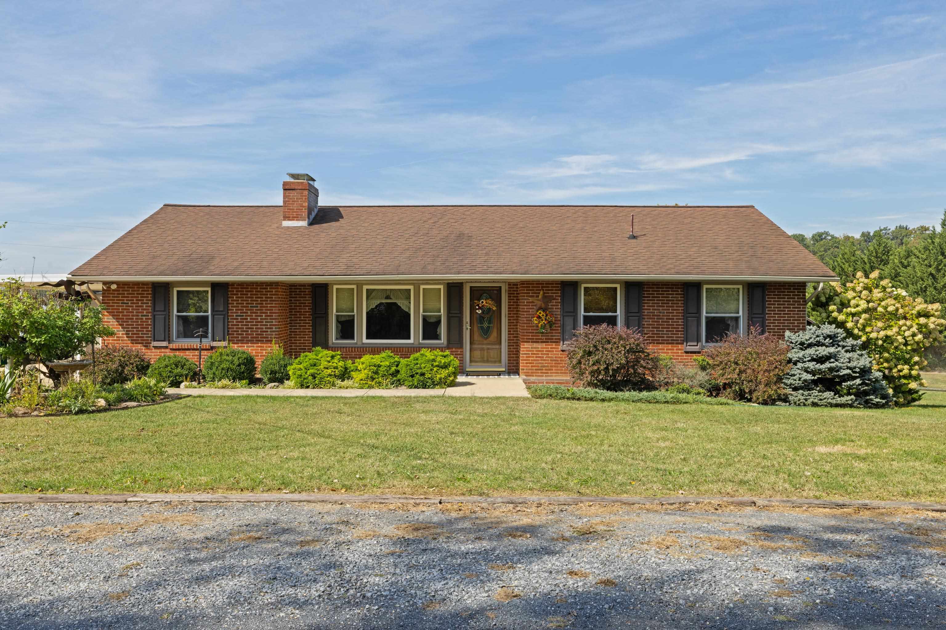 517 OLD WHITE HILL RD, STUARTS DRAFT, Virginia 24477, 3 Bedrooms Bedrooms, ,2 BathroomsBathrooms,Residential,517 OLD WHITE HILL RD,682688 MLS # 682688 517 OLD WHITE HILL RD, STUARTS DRAFT, Virginia 24477, 3 Bedrooms Bedrooms, ,2 BathroomsBathrooms,Residential,517 OLD WHITE HILL RD,682688 MLS # 682688