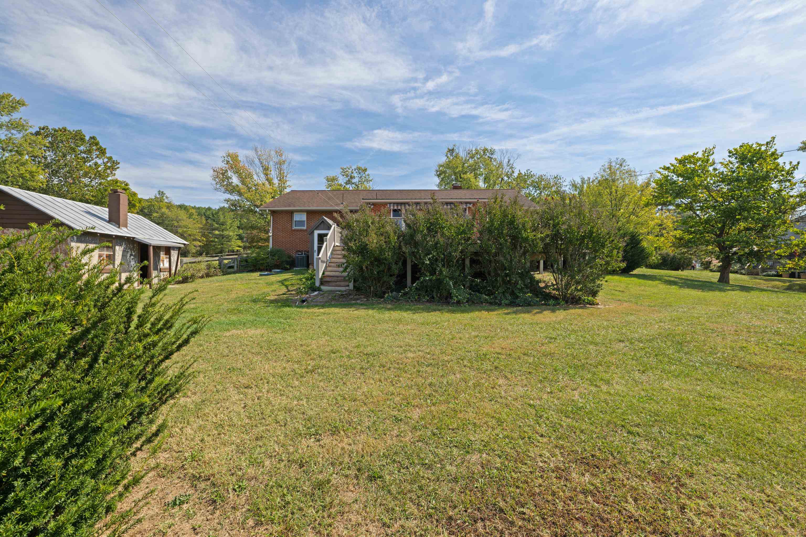 517 OLD WHITE HILL RD, STUARTS DRAFT, Virginia 24477, 3 Bedrooms Bedrooms, ,2 BathroomsBathrooms,Residential,517 OLD WHITE HILL RD,682688 MLS # 682688 517 OLD WHITE HILL RD, STUARTS DRAFT, Virginia 24477, 3 Bedrooms Bedrooms, ,2 BathroomsBathrooms,Residential,517 OLD WHITE HILL RD,682688 MLS # 682688