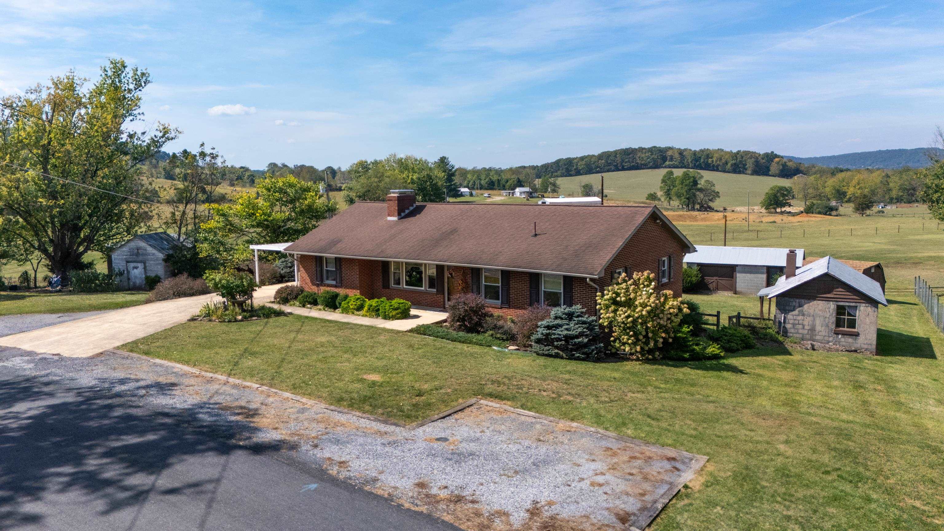 517 OLD WHITE HILL RD, STUARTS DRAFT, Virginia 24477, 3 Bedrooms Bedrooms, ,2 BathroomsBathrooms,Residential,517 OLD WHITE HILL RD,682688 MLS # 682688 517 OLD WHITE HILL RD, STUARTS DRAFT, Virginia 24477, 3 Bedrooms Bedrooms, ,2 BathroomsBathrooms,Residential,517 OLD WHITE HILL RD,682688 MLS # 682688