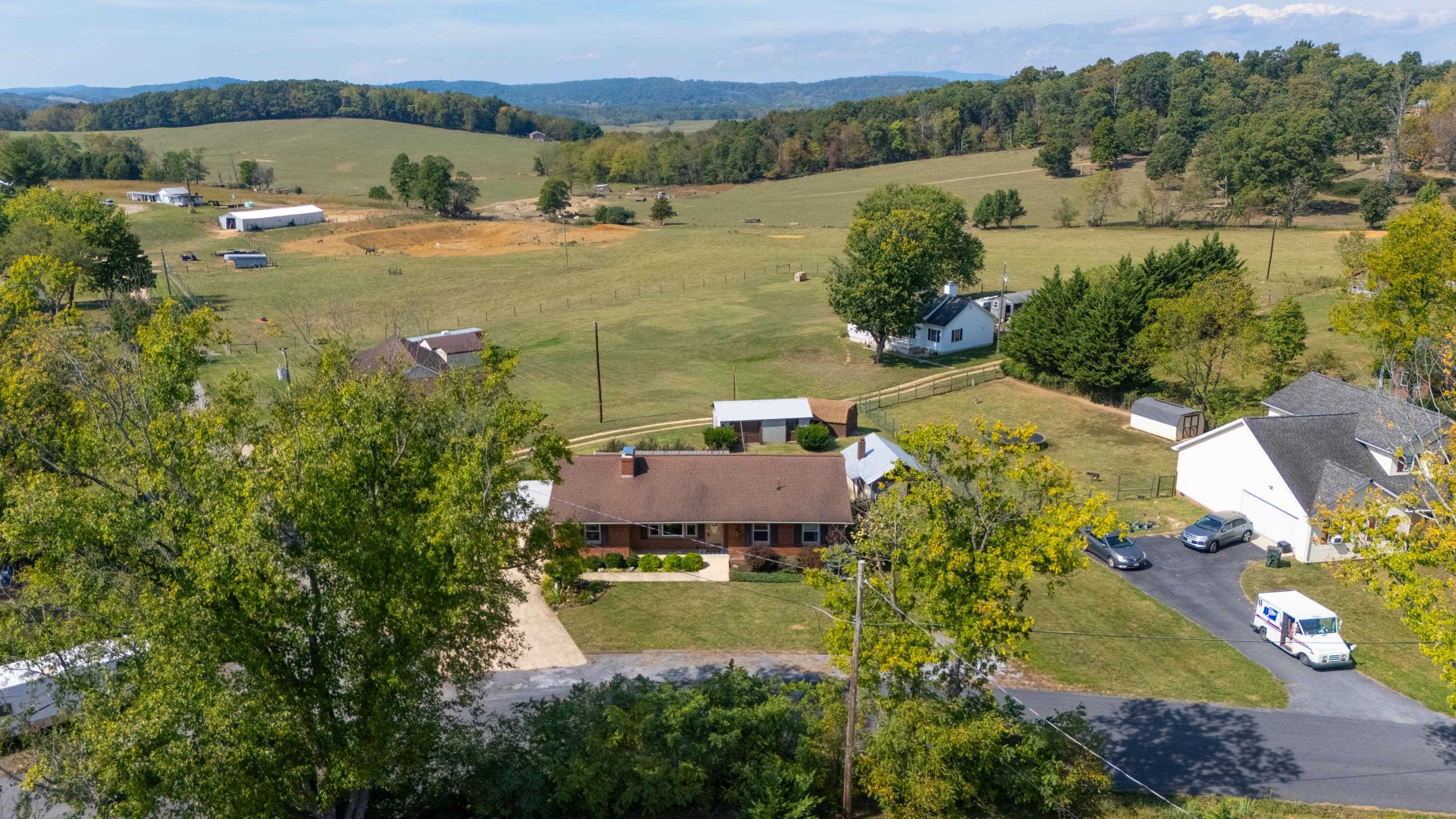 517 OLD WHITE HILL RD, STUARTS DRAFT, Virginia 24477, 3 Bedrooms Bedrooms, ,2 BathroomsBathrooms,Residential,517 OLD WHITE HILL RD,682688 MLS # 682688 517 OLD WHITE HILL RD, STUARTS DRAFT, Virginia 24477, 3 Bedrooms Bedrooms, ,2 BathroomsBathrooms,Residential,517 OLD WHITE HILL RD,682688 MLS # 682688