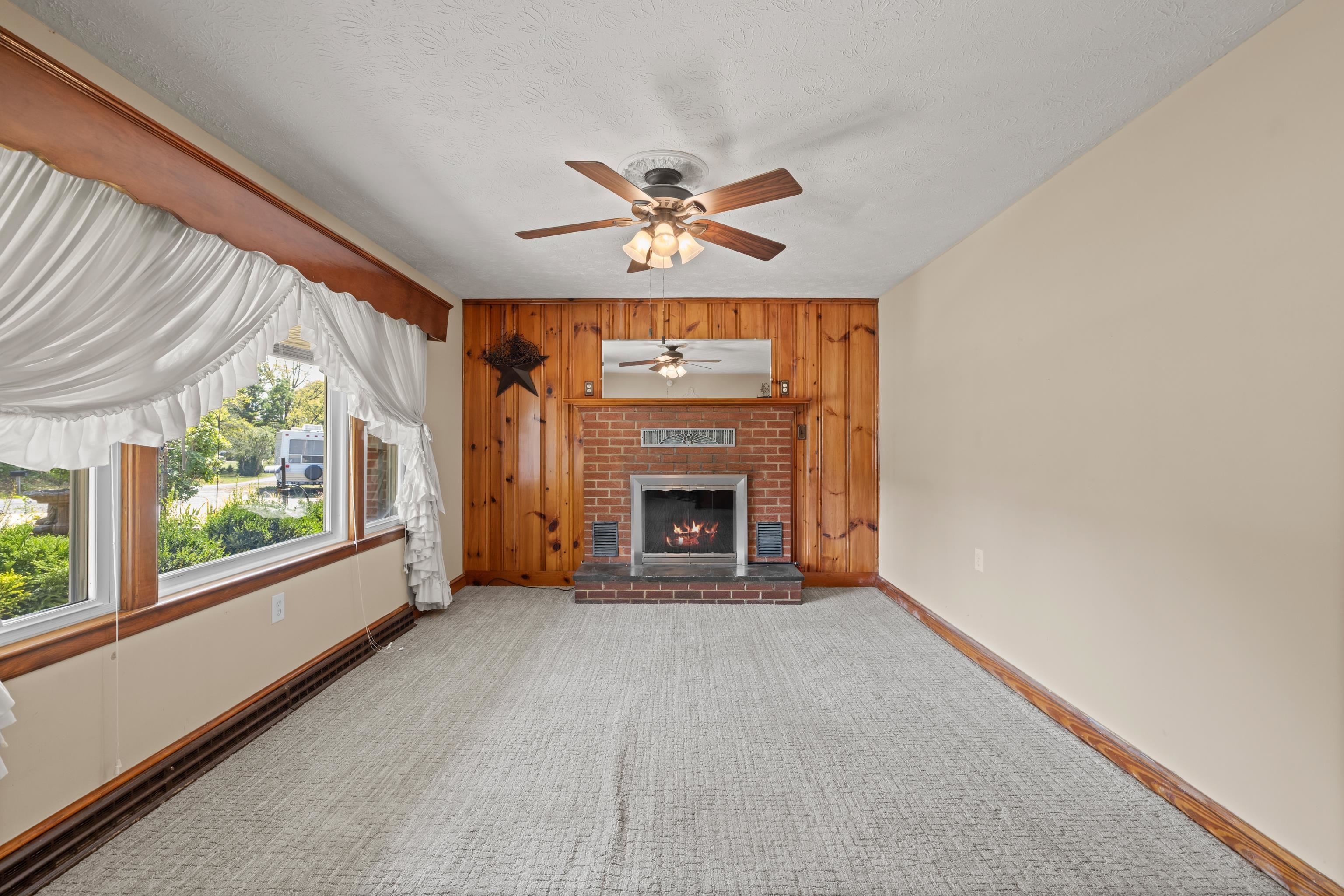 517 OLD WHITE HILL RD, STUARTS DRAFT, Virginia 24477, 3 Bedrooms Bedrooms, ,2 BathroomsBathrooms,Residential,517 OLD WHITE HILL RD,682688 MLS # 682688 517 OLD WHITE HILL RD, STUARTS DRAFT, Virginia 24477, 3 Bedrooms Bedrooms, ,2 BathroomsBathrooms,Residential,517 OLD WHITE HILL RD,682688 MLS # 682688