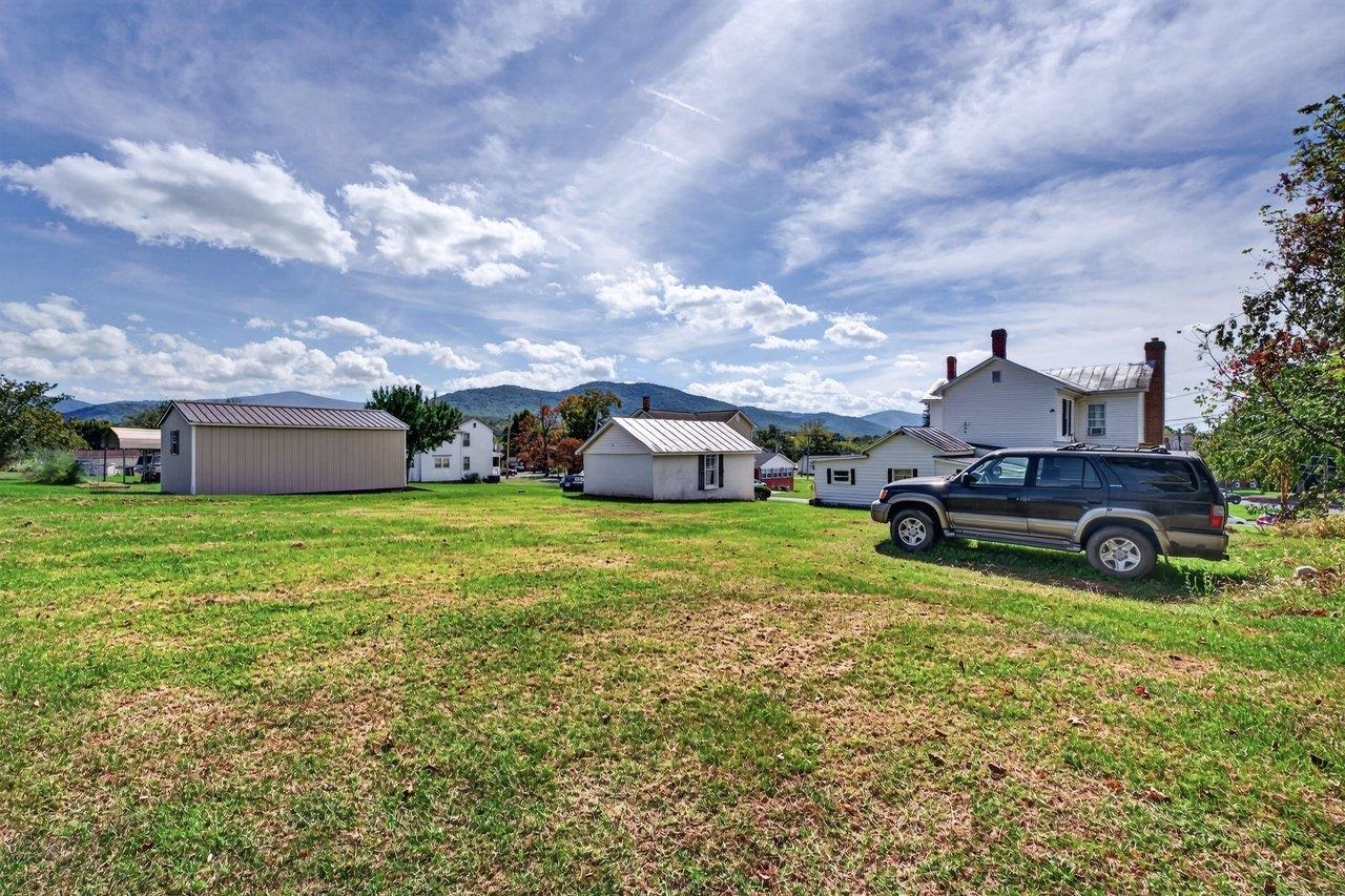 118 NORTH ST, ELKTON, Virginia 22827, 3 Bedrooms Bedrooms, ,1 BathroomBathrooms,Residential,Charming Updated Farmhouse with Small-Town Charm,118 NORTH ST,682696 MLS # 682696 118 NORTH ST, ELKTON, Virginia 22827, 3 Bedrooms Bedrooms, ,1 BathroomBathrooms,Residential,Charming Updated Farmhouse with Small-Town Charm,118 NORTH ST,682696 MLS # 682696