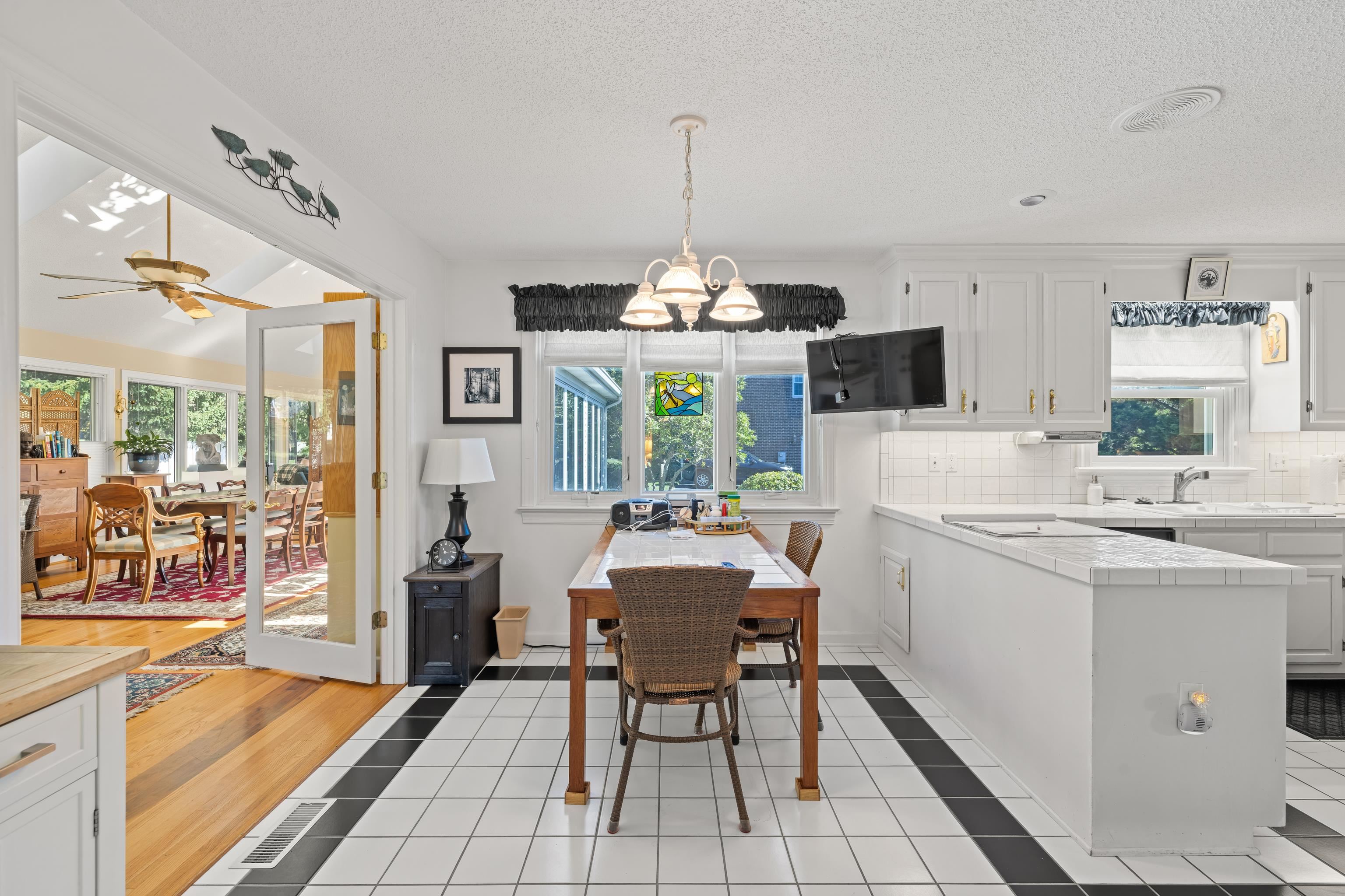 413 PELHAM DR, WAYNESBORO, Virginia 22980, 4 Bedrooms Bedrooms, ,3 BathroomsBathrooms,Residential,413 PELHAM DR,682697 MLS # 682697 413 PELHAM DR, WAYNESBORO, Virginia 22980, 4 Bedrooms Bedrooms, ,3 BathroomsBathrooms,Residential,413 PELHAM DR,682697 MLS # 682697