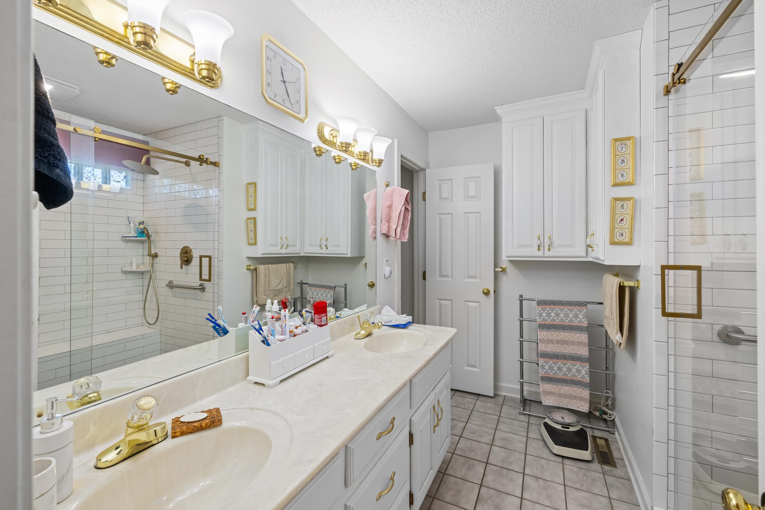 413 PELHAM DR, WAYNESBORO, Virginia 22980, 4 Bedrooms Bedrooms, ,3 BathroomsBathrooms,Residential,413 PELHAM DR,682697 MLS # 682697 413 PELHAM DR, WAYNESBORO, Virginia 22980, 4 Bedrooms Bedrooms, ,3 BathroomsBathrooms,Residential,413 PELHAM DR,682697 MLS # 682697