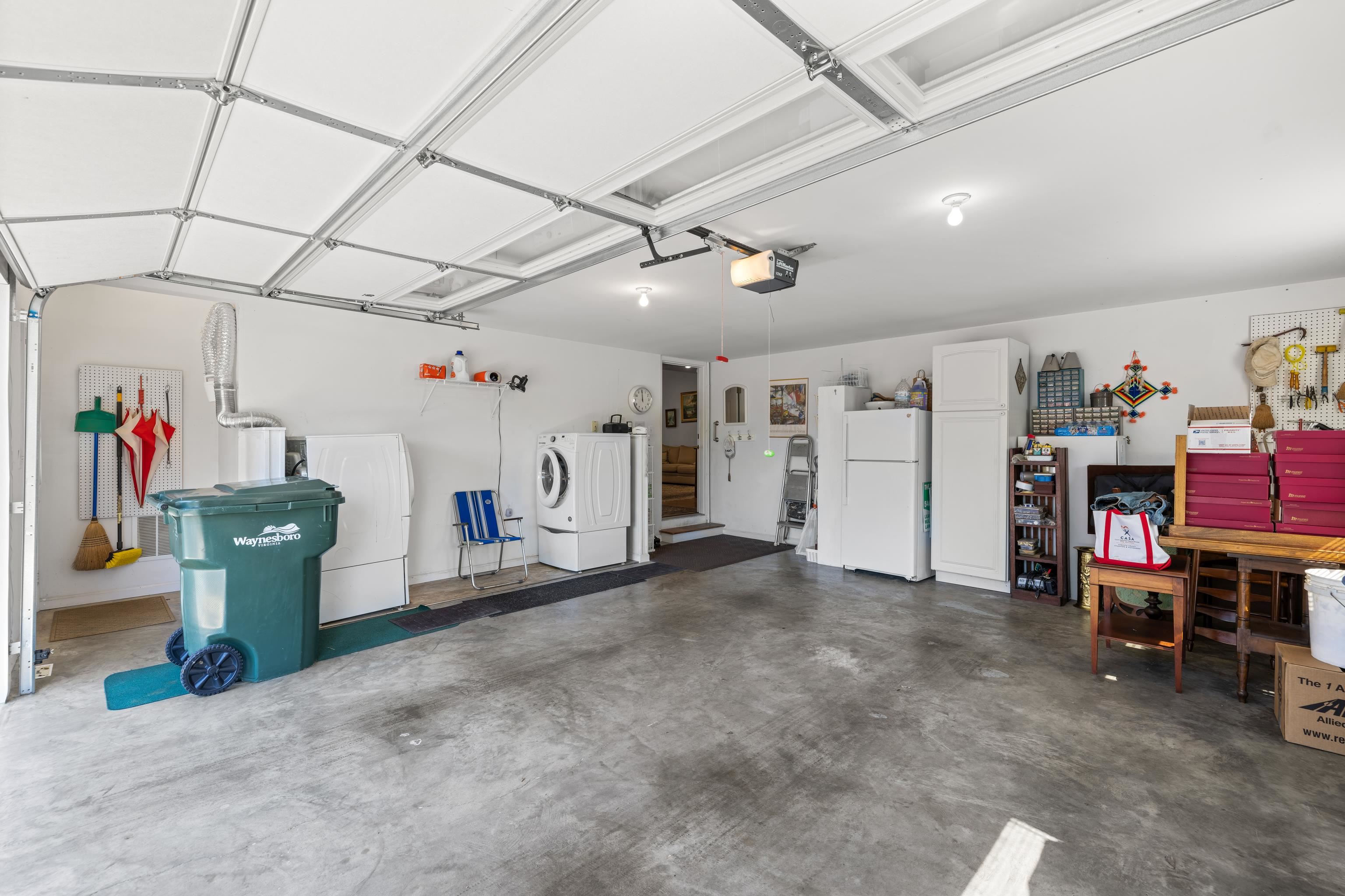 413 PELHAM DR, WAYNESBORO, Virginia 22980, 4 Bedrooms Bedrooms, ,3 BathroomsBathrooms,Residential,413 PELHAM DR,682697 MLS # 682697 413 PELHAM DR, WAYNESBORO, Virginia 22980, 4 Bedrooms Bedrooms, ,3 BathroomsBathrooms,Residential,413 PELHAM DR,682697 MLS # 682697