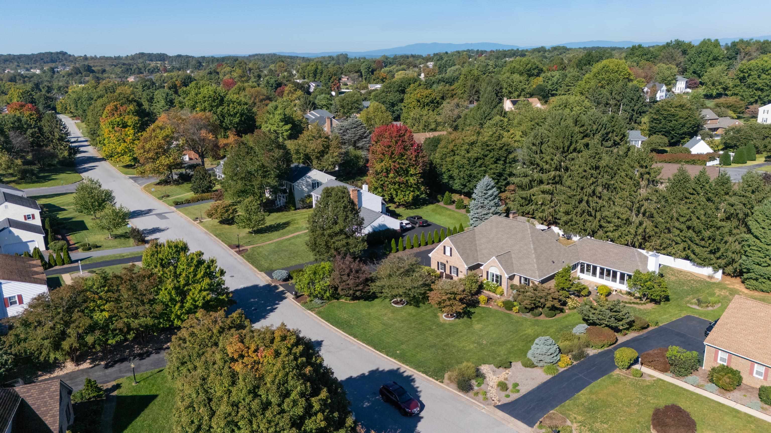 413 PELHAM DR, WAYNESBORO, Virginia 22980, 4 Bedrooms Bedrooms, ,3 BathroomsBathrooms,Residential,413 PELHAM DR,682697 MLS # 682697 413 PELHAM DR, WAYNESBORO, Virginia 22980, 4 Bedrooms Bedrooms, ,3 BathroomsBathrooms,Residential,413 PELHAM DR,682697 MLS # 682697