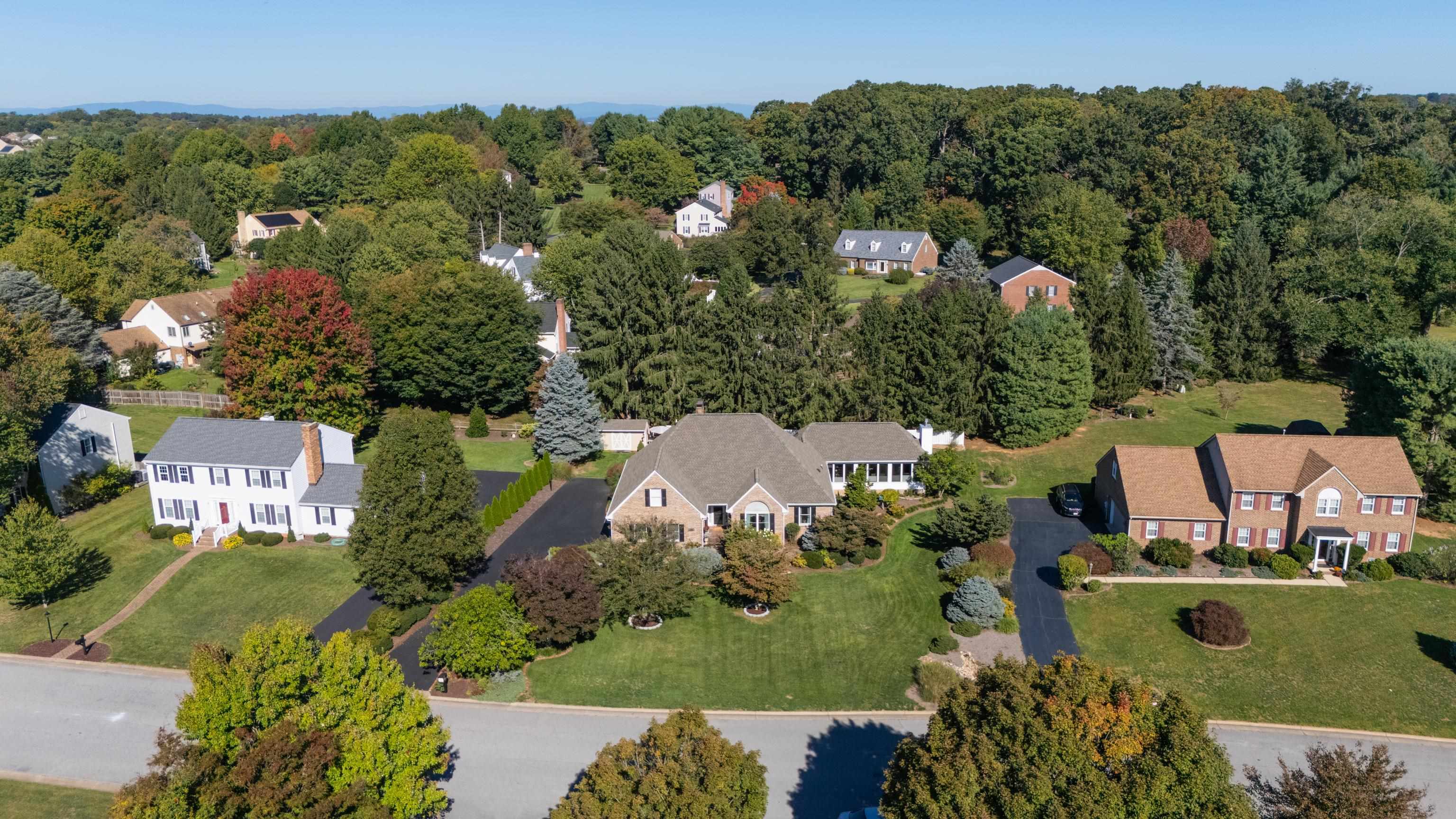413 PELHAM DR, WAYNESBORO, Virginia 22980, 4 Bedrooms Bedrooms, ,3 BathroomsBathrooms,Residential,413 PELHAM DR,682697 MLS # 682697 413 PELHAM DR, WAYNESBORO, Virginia 22980, 4 Bedrooms Bedrooms, ,3 BathroomsBathrooms,Residential,413 PELHAM DR,682697 MLS # 682697