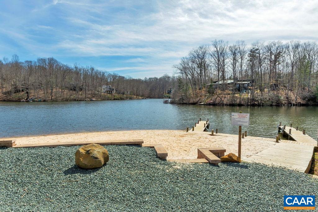38 DOGLEG RD, PALMYRA, Virginia 22963, 3 Bedrooms Bedrooms, ,2 BathroomsBathrooms,Residential,38 DOGLEG RD,682698 MLS # 682698 38 DOGLEG RD, PALMYRA, Virginia 22963, 3 Bedrooms Bedrooms, ,2 BathroomsBathrooms,Residential,38 DOGLEG RD,682698 MLS # 682698