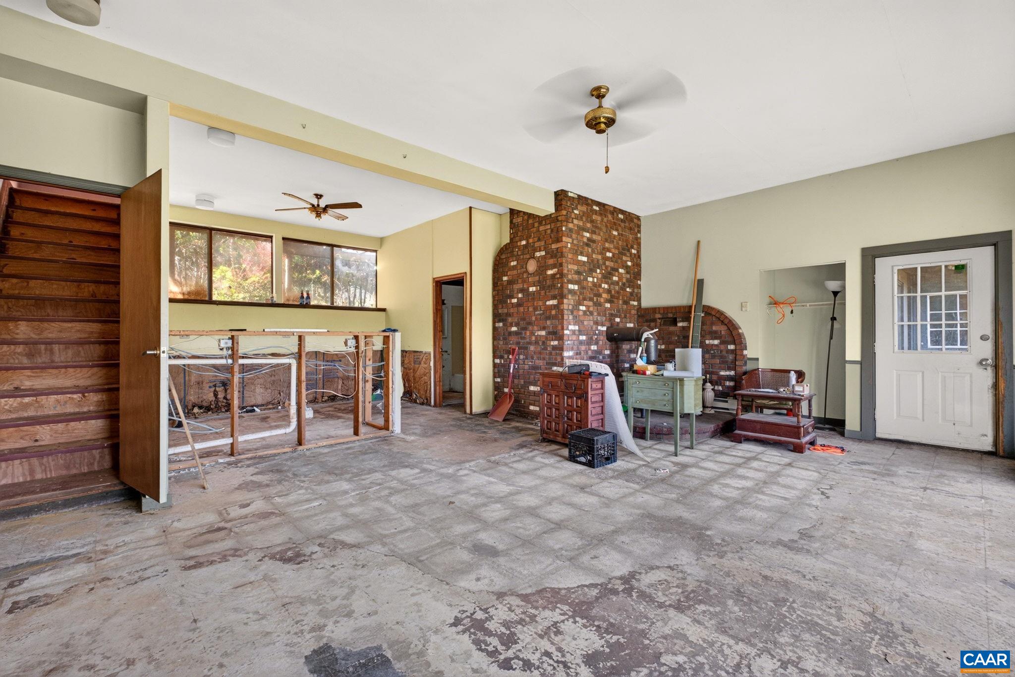 4235 SLAM GATE RD, CROZET, Virginia 22932, 4 Bedrooms Bedrooms, ,2 BathroomsBathrooms,Residential,4235 SLAM GATE RD,682700 MLS # 682700 4235 SLAM GATE RD, CROZET, Virginia 22932, 4 Bedrooms Bedrooms, ,2 BathroomsBathrooms,Residential,4235 SLAM GATE RD,682700 MLS # 682700
