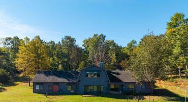 4235 SLAM GATE RD, CROZET, Virginia 22932, 4 Bedrooms Bedrooms, ,2 BathroomsBathrooms,Residential,4235 SLAM GATE RD,682700 MLS # 682700