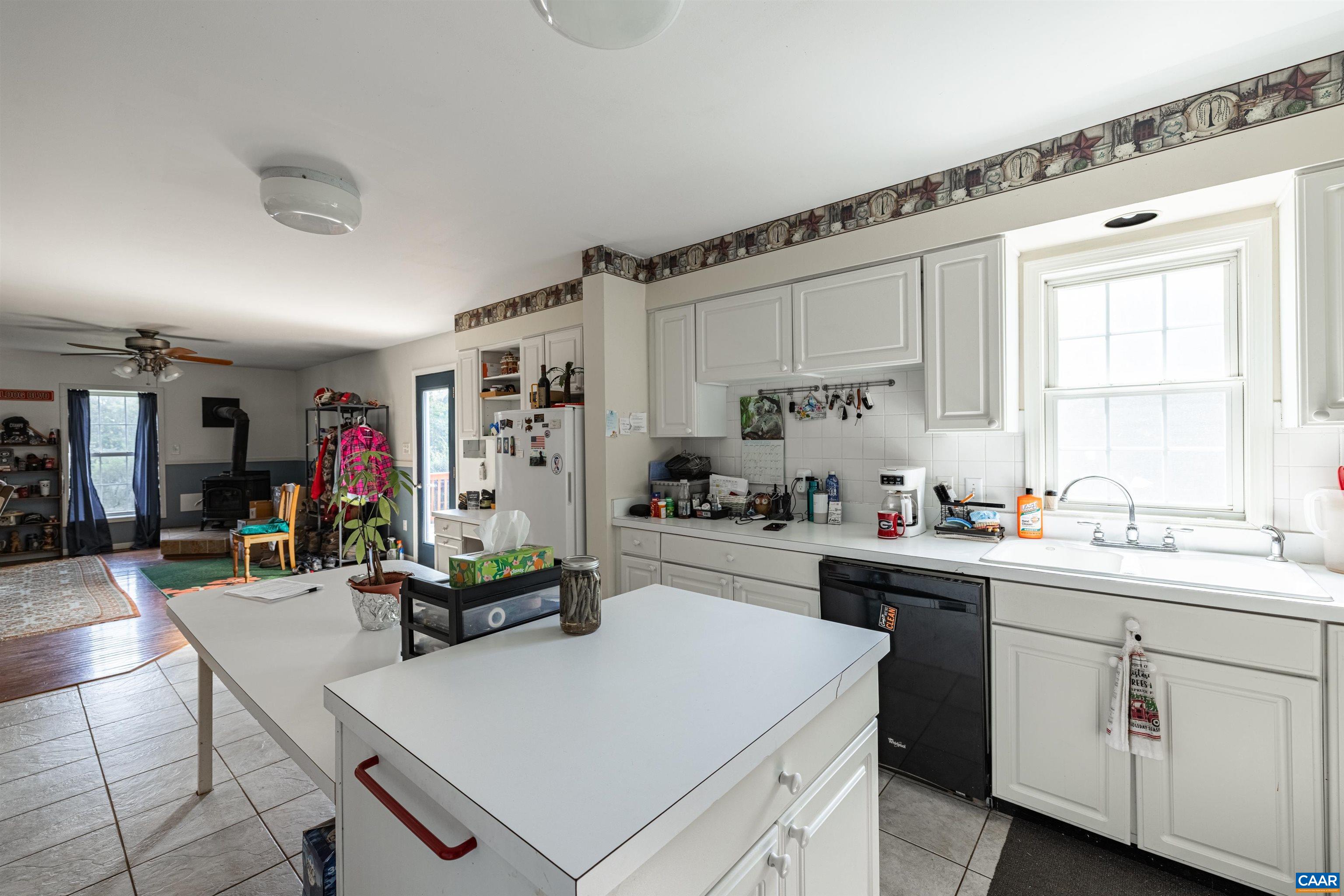 86 OLD SPRING HILL, SCOTTSVILLE, Virginia 24590, 4 Bedrooms Bedrooms, ,2 BathroomsBathrooms,Residential,86 OLD SPRING HILL,682701 MLS # 682701 86 OLD SPRING HILL, SCOTTSVILLE, Virginia 24590, 4 Bedrooms Bedrooms, ,2 BathroomsBathrooms,Residential,86 OLD SPRING HILL,682701 MLS # 682701