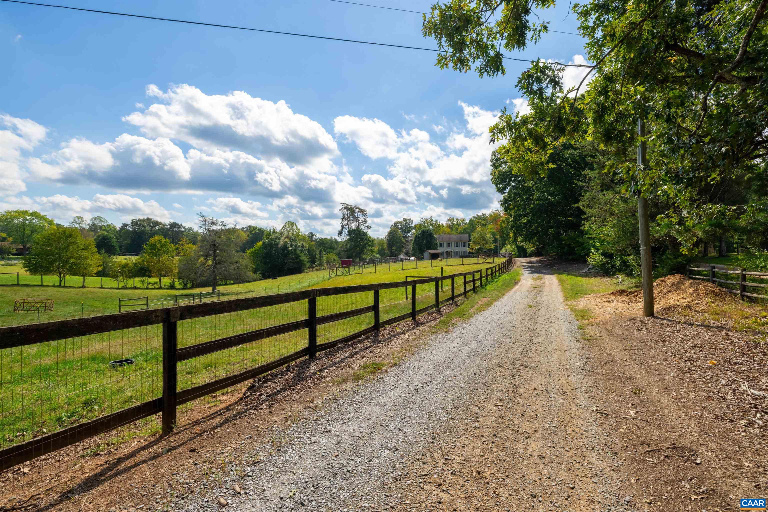 86 OLD SPRING HILL, SCOTTSVILLE, Virginia 24590, 4 Bedrooms Bedrooms, ,2 BathroomsBathrooms,Residential,86 OLD SPRING HILL,682701 MLS # 682701 86 OLD SPRING HILL, SCOTTSVILLE, Virginia 24590, 4 Bedrooms Bedrooms, ,2 BathroomsBathrooms,Residential,86 OLD SPRING HILL,682701 MLS # 682701