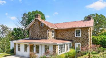 128 Rockfish Orchard - Afton, VA 22920