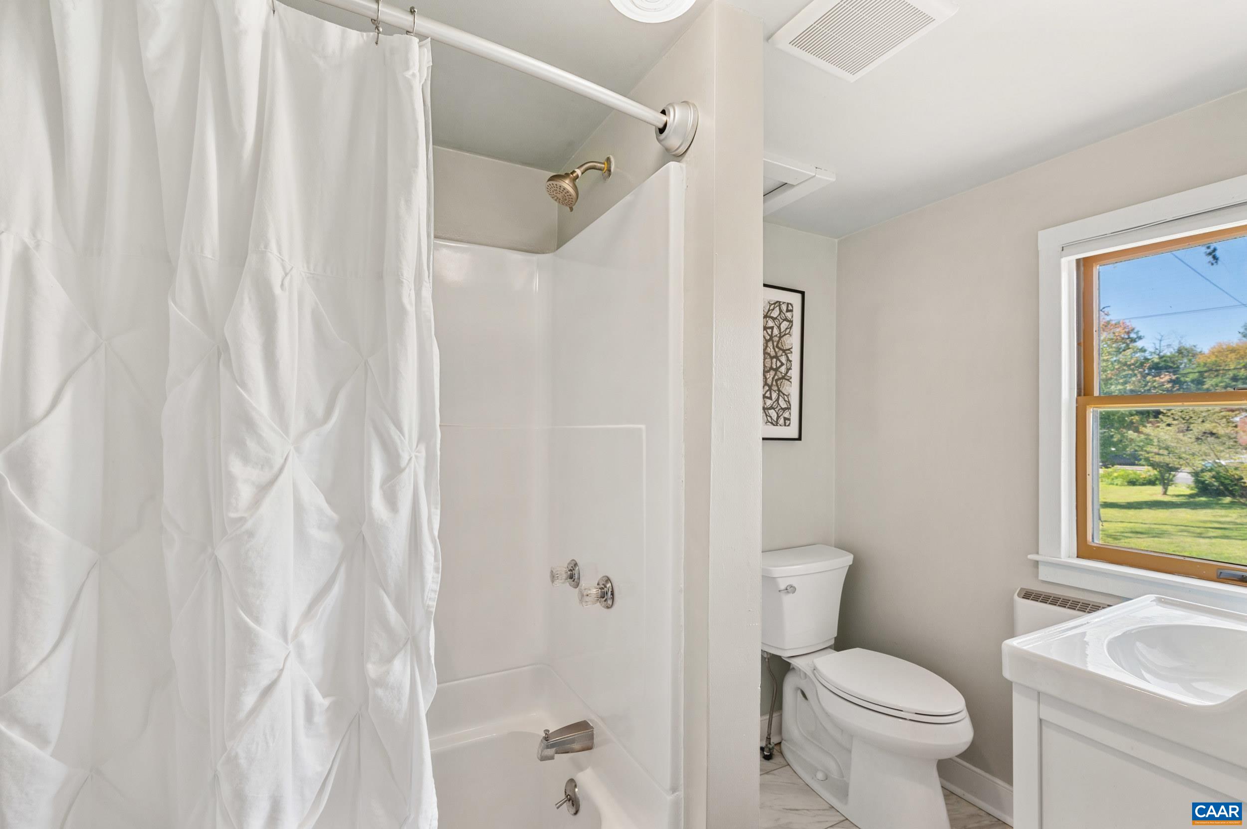 1457 CROZET AVE, CROZET, Virginia 22932, 7 Bedrooms Bedrooms, ,4 BathroomsBathrooms,Residential,1457 CROZET AVE,682674 MLS # 682674