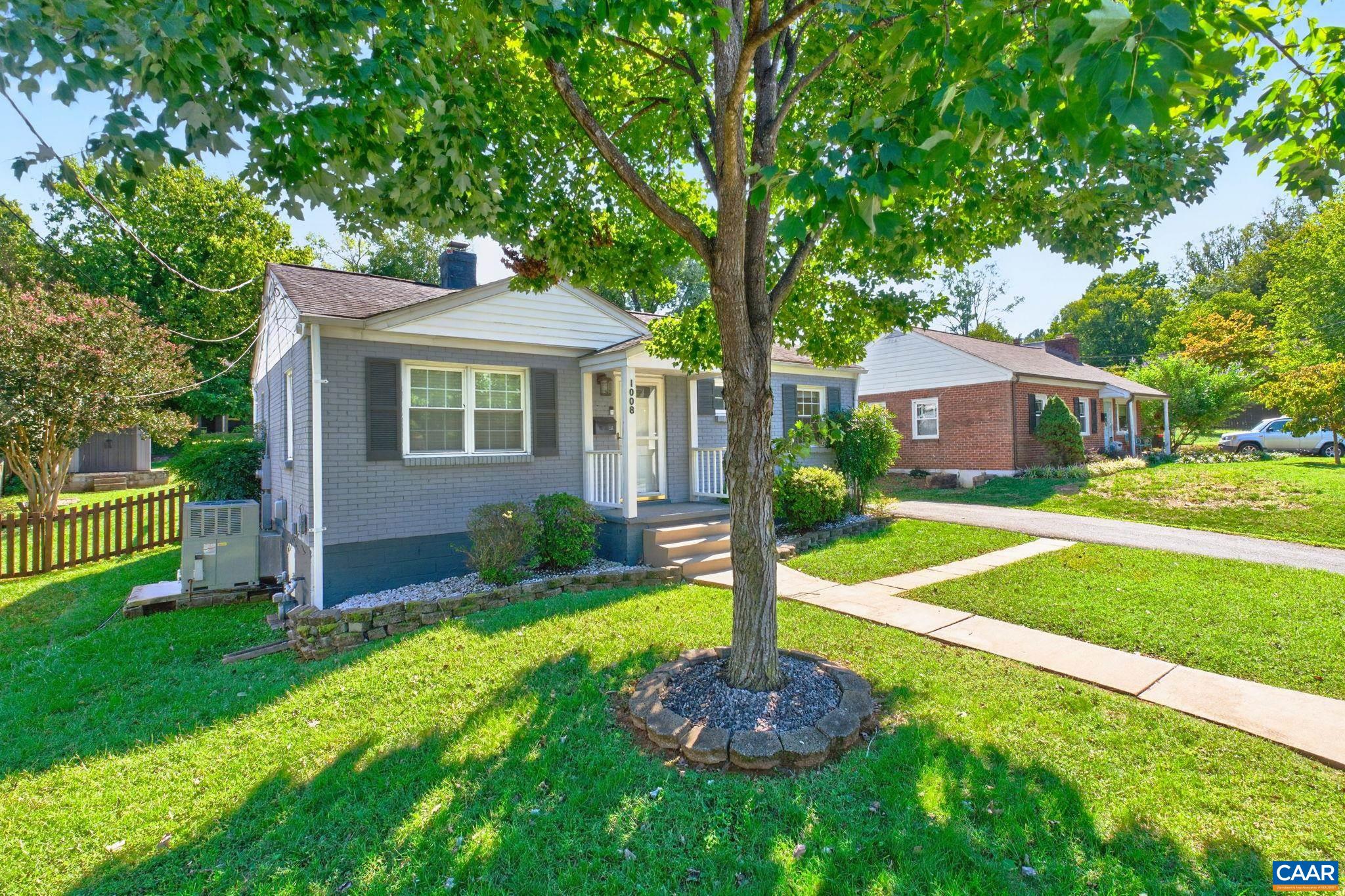 1008 SHERIDAN AVE, CHARLOTTESVILLE, Virginia 22901, 2 Bedrooms Bedrooms, ,1 BathroomBathrooms,Residential,1008 SHERIDAN AVE,682707 MLS # 682707 1008 SHERIDAN AVE, CHARLOTTESVILLE, Virginia 22901, 2 Bedrooms Bedrooms, ,1 BathroomBathrooms,Residential,1008 SHERIDAN AVE,682707 MLS # 682707
