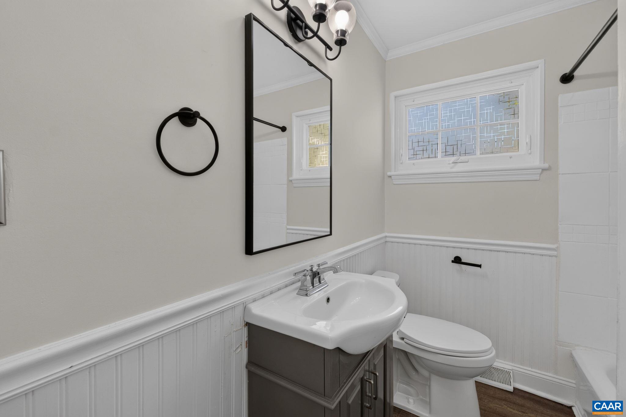 1008 SHERIDAN AVE, CHARLOTTESVILLE, Virginia 22901, 2 Bedrooms Bedrooms, ,1 BathroomBathrooms,Residential,1008 SHERIDAN AVE,682707 MLS # 682707 1008 SHERIDAN AVE, CHARLOTTESVILLE, Virginia 22901, 2 Bedrooms Bedrooms, ,1 BathroomBathrooms,Residential,1008 SHERIDAN AVE,682707 MLS # 682707