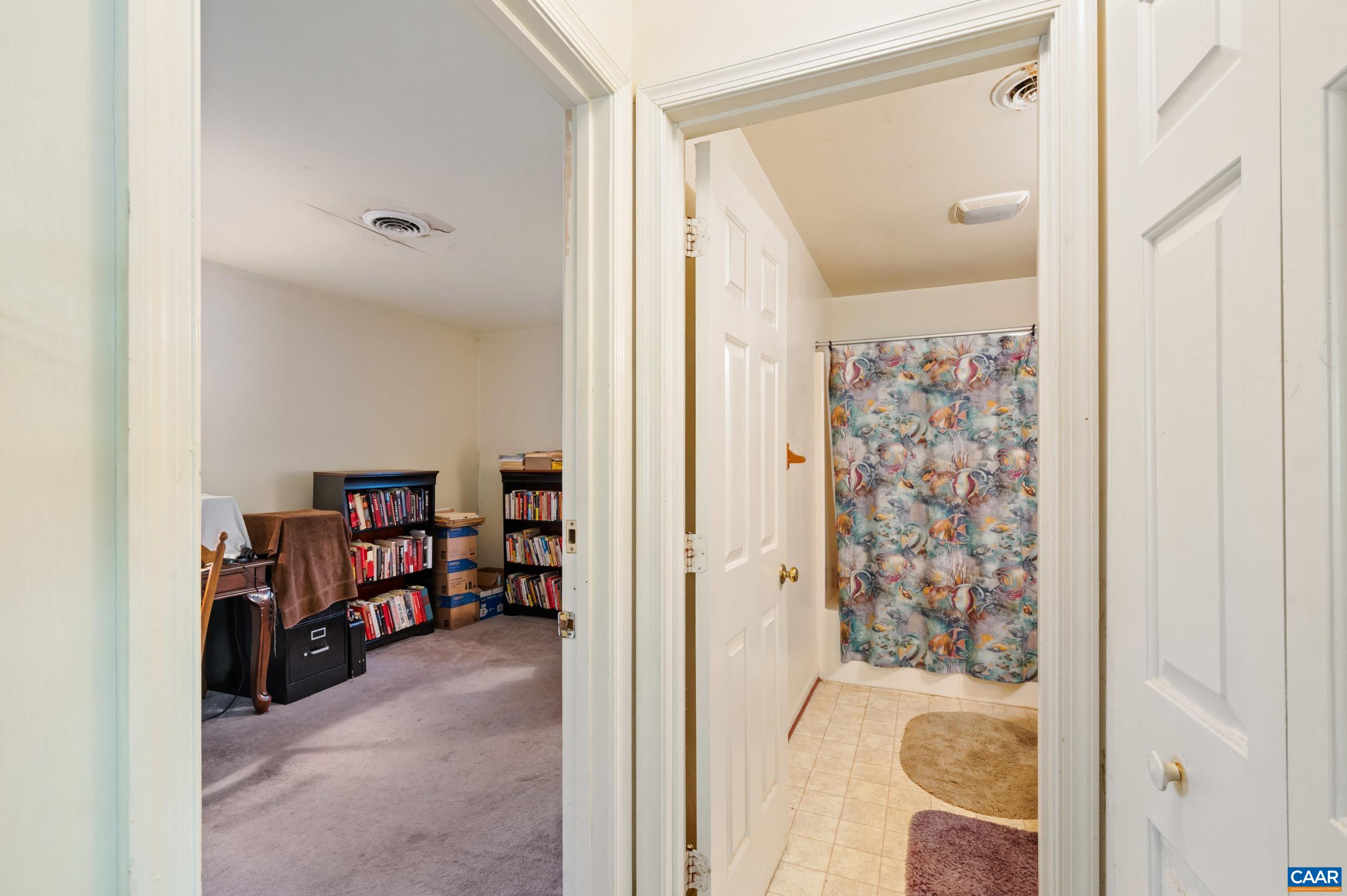 393 MINOR RIDGE RD, CHARLOTTESVILLE, Virginia 22901, 2 Bedrooms Bedrooms, ,1 BathroomBathrooms,Residential,393 MINOR RIDGE RD,682709 MLS # 682709 393 MINOR RIDGE RD, CHARLOTTESVILLE, Virginia 22901, 2 Bedrooms Bedrooms, ,1 BathroomBathrooms,Residential,393 MINOR RIDGE RD,682709 MLS # 682709