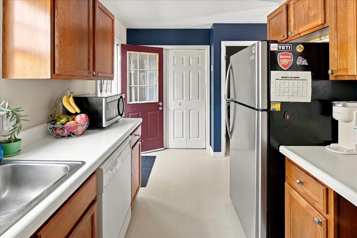 2311 BRECKENRIDGE CT, HARRISONBURG, Virginia 22801, 2 Bedrooms Bedrooms, ,1 BathroomBathrooms,Residential,2311 BRECKENRIDGE CT,682712 MLS # 682712 2311 BRECKENRIDGE CT, HARRISONBURG, Virginia 22801, 2 Bedrooms Bedrooms, ,1 BathroomBathrooms,Residential,2311 BRECKENRIDGE CT,682712 MLS # 682712
