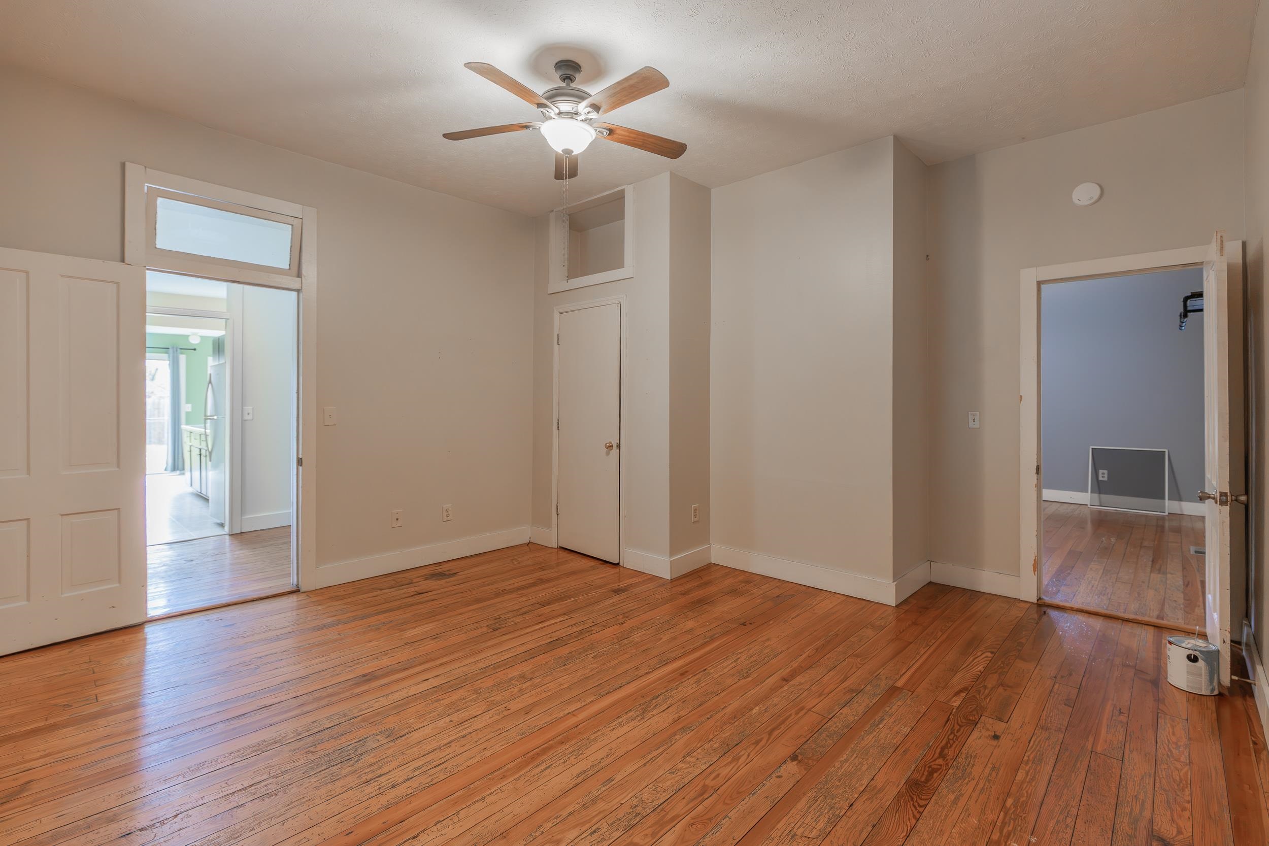 817 GRAYSON AVE, WAYNESBORO, Virginia 22980, ,Residential,817 GRAYSON AVE,682746 MLS # 682746 817 GRAYSON AVE, WAYNESBORO, Virginia 22980, ,Residential,817 GRAYSON AVE,682746 MLS # 682746