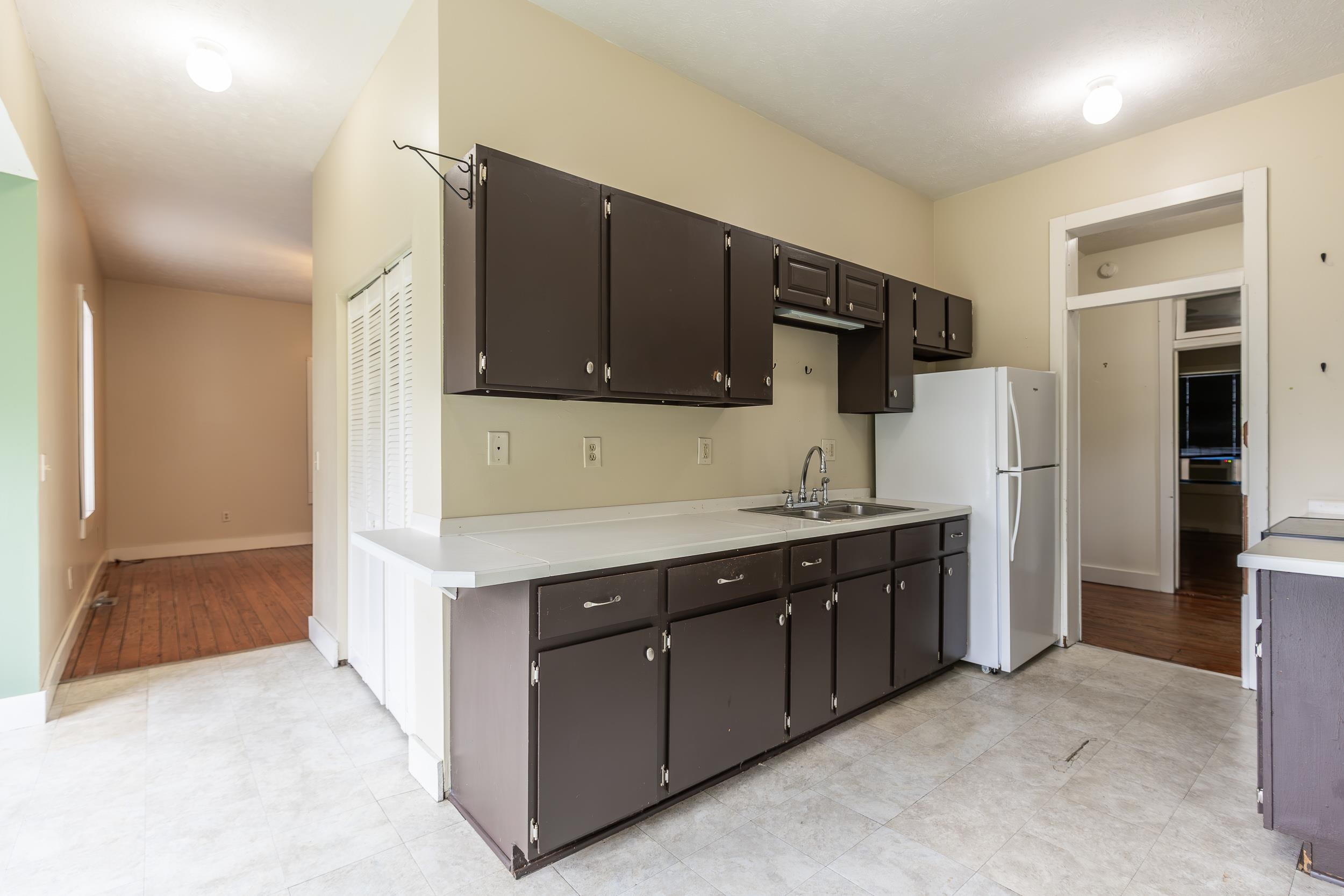 817 GRAYSON AVE, WAYNESBORO, Virginia 22980, ,Residential,817 GRAYSON AVE,682746 MLS # 682746 817 GRAYSON AVE, WAYNESBORO, Virginia 22980, ,Residential,817 GRAYSON AVE,682746 MLS # 682746