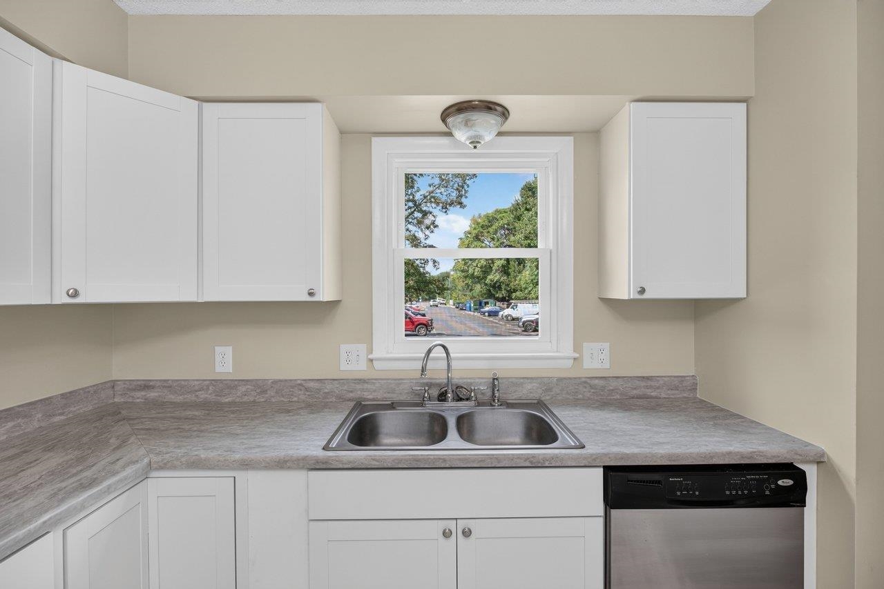1425 COUNTRY CLUB CT, HARRISONBURG, Virginia 22802, 4 Bedrooms Bedrooms, ,2 BathroomsBathrooms,Residential,1425 COUNTRY CLUB CT,682718 MLS # 682718 1425 COUNTRY CLUB CT, HARRISONBURG, Virginia 22802, 4 Bedrooms Bedrooms, ,2 BathroomsBathrooms,Residential,1425 COUNTRY CLUB CT,682718 MLS # 682718