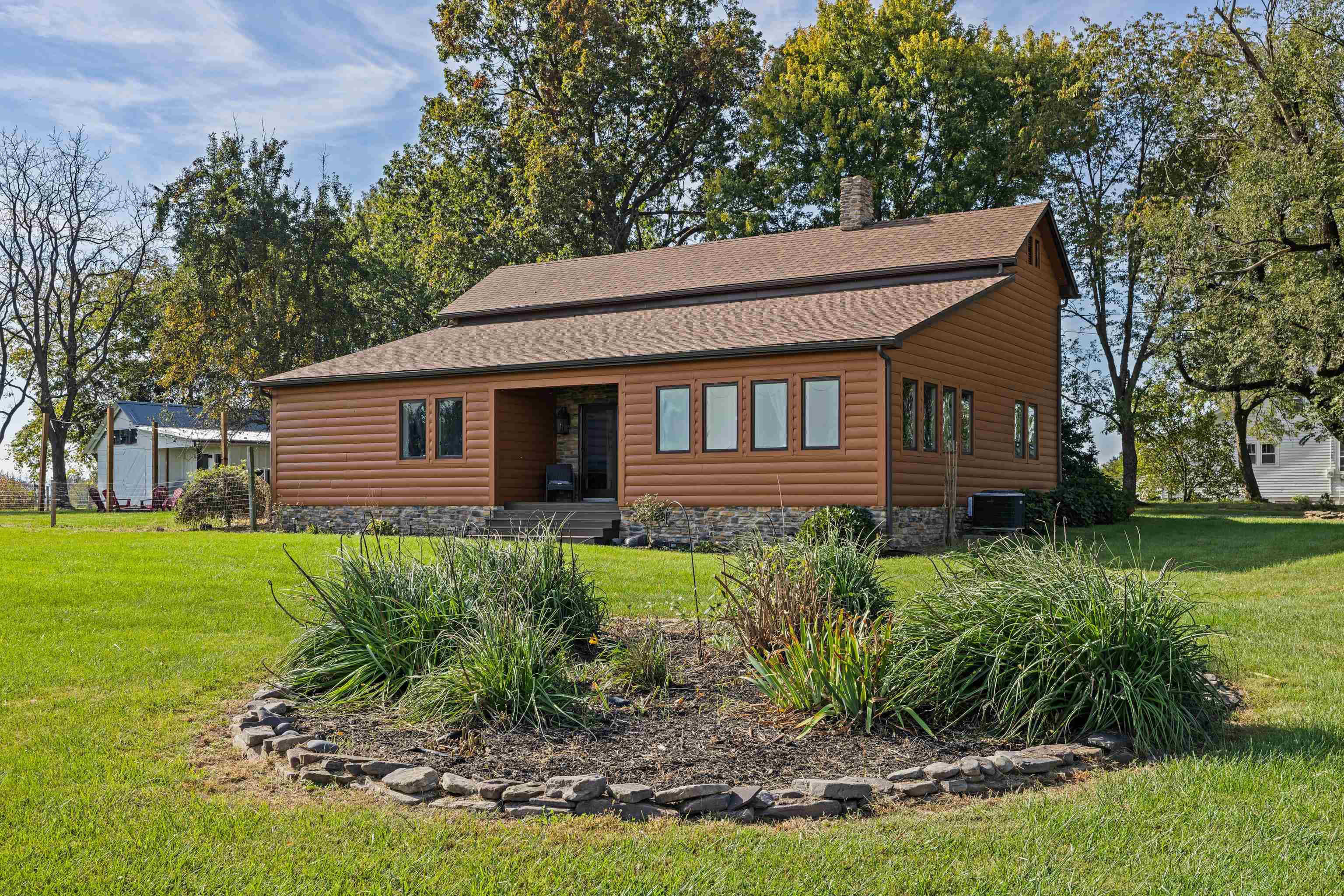 43 VIRGINIA MILLS RD, WEYERS CAVE, Virginia 24486, 3 Bedrooms Bedrooms, ,2 BathroomsBathrooms,Residential,43 VIRGINIA MILLS RD,682722 MLS # 682722 43 VIRGINIA MILLS RD, WEYERS CAVE, Virginia 24486, 3 Bedrooms Bedrooms, ,2 BathroomsBathrooms,Residential,43 VIRGINIA MILLS RD,682722 MLS # 682722