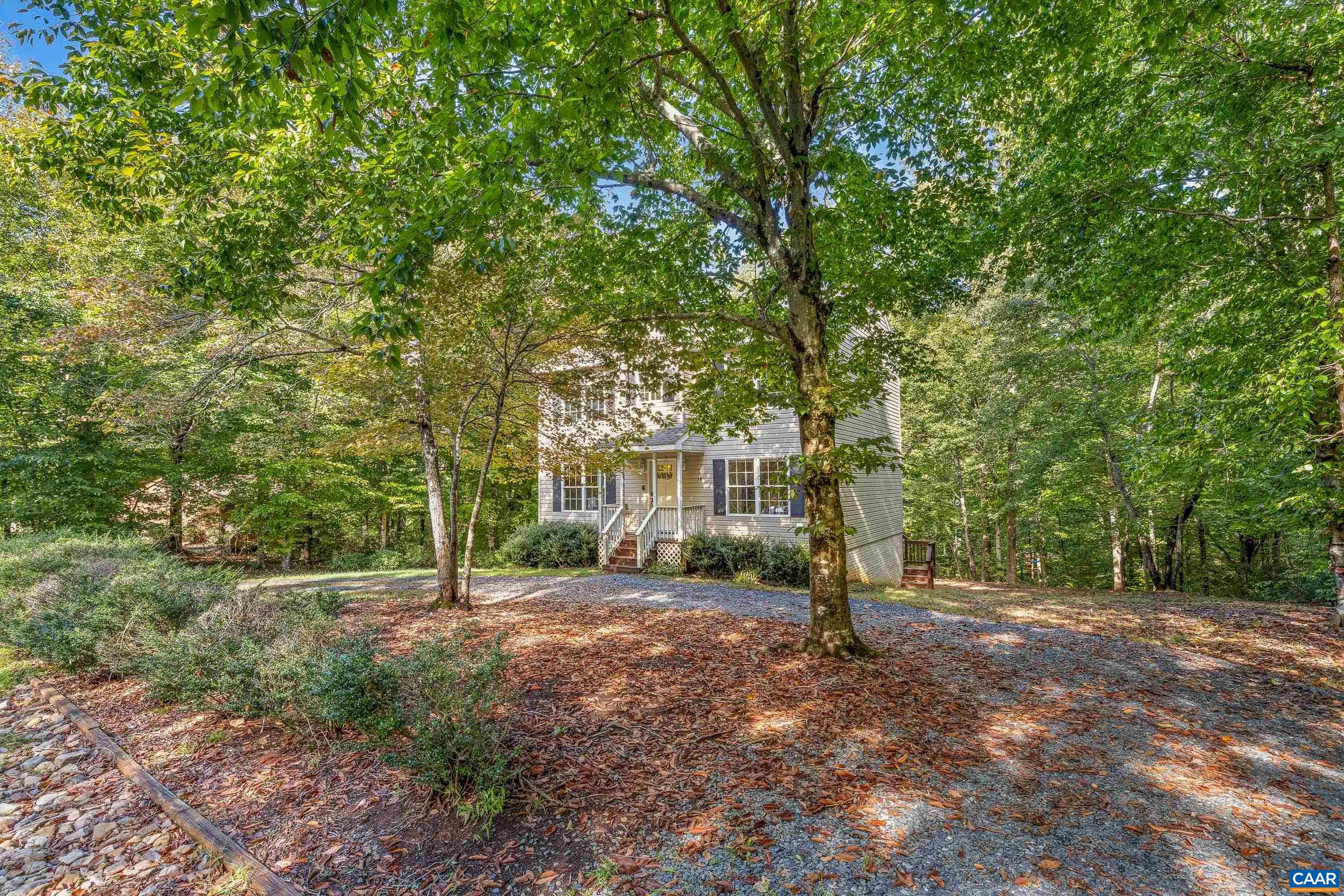 16 SANDY BEACH CT, PALMYRA, Virginia 22963, 3 Bedrooms Bedrooms, ,2 BathroomsBathrooms,Residential,16 SANDY BEACH CT,682733 MLS # 682733