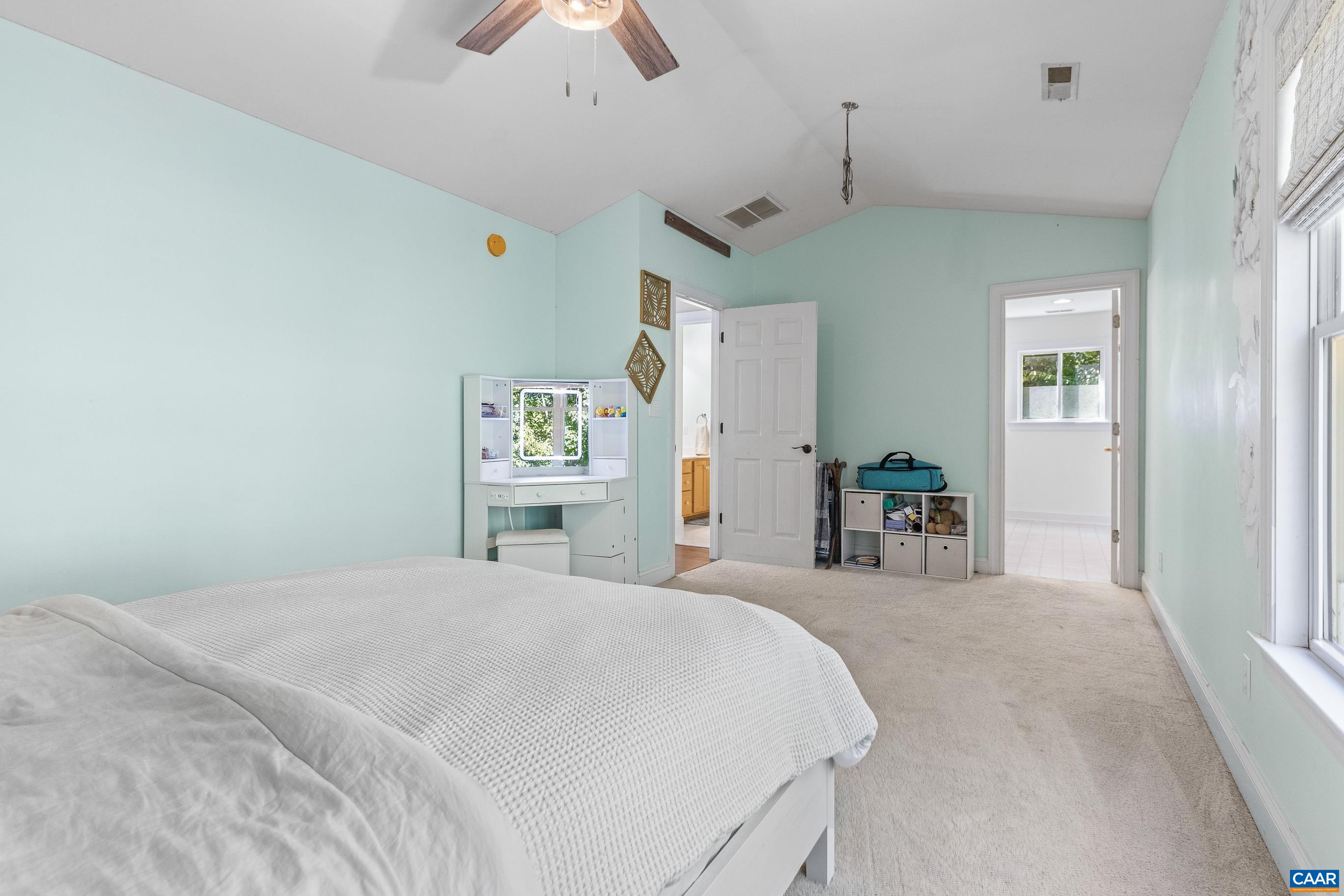 16 SANDY BEACH CT, PALMYRA, Virginia 22963, 3 Bedrooms Bedrooms, ,2 BathroomsBathrooms,Residential,16 SANDY BEACH CT,682733 MLS # 682733