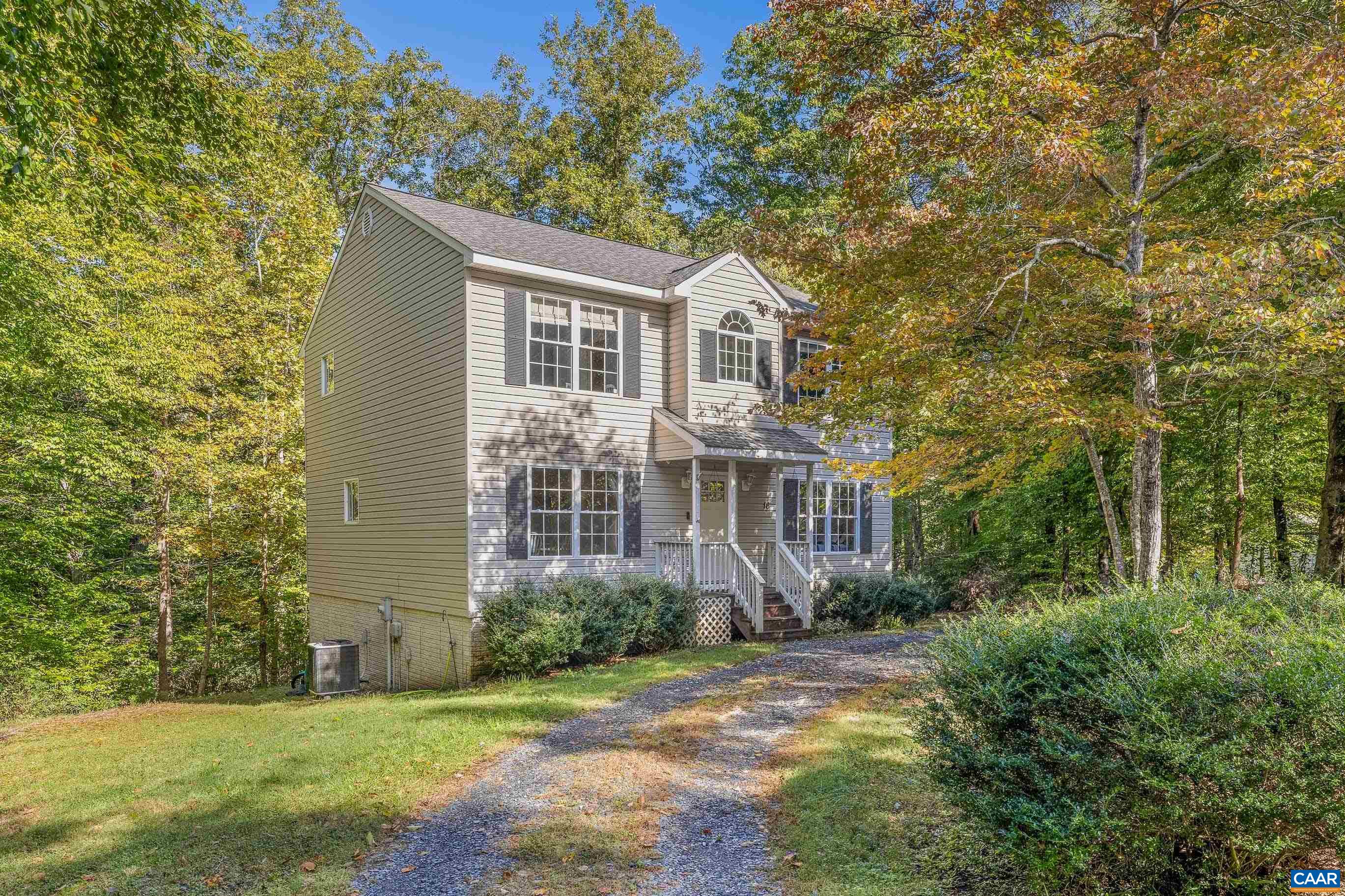 16 SANDY BEACH CT, PALMYRA, Virginia 22963, 3 Bedrooms Bedrooms, ,2 BathroomsBathrooms,Residential,16 SANDY BEACH CT,682733 MLS # 682733